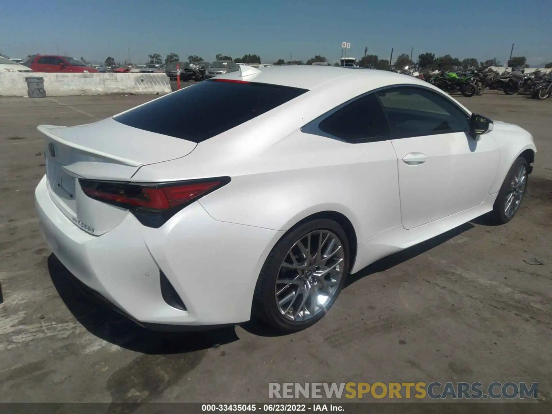 4 Photograph of a damaged car JTHD85ECXL5005724 LEXUS RC 2020