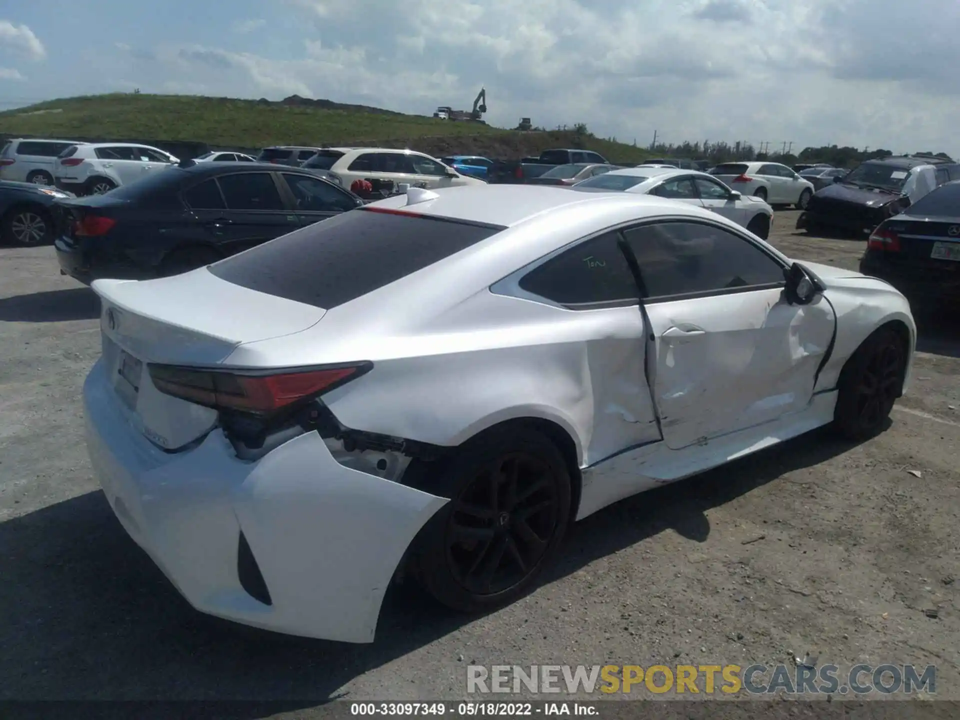 4 Photograph of a damaged car JTHAA5BC7M5011509 LEXUS RC 2021