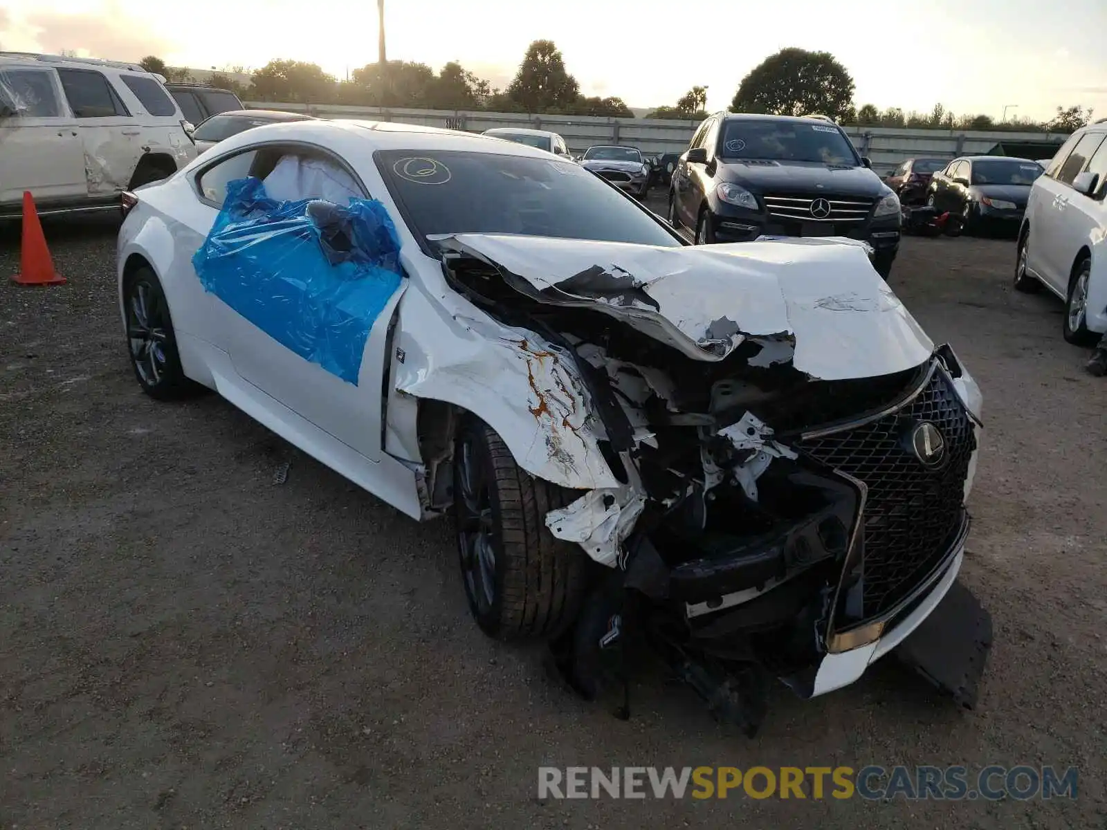 1 Photograph of a damaged car JTHGA5BC8L5010605 LEXUS RC 300 F-S 2020