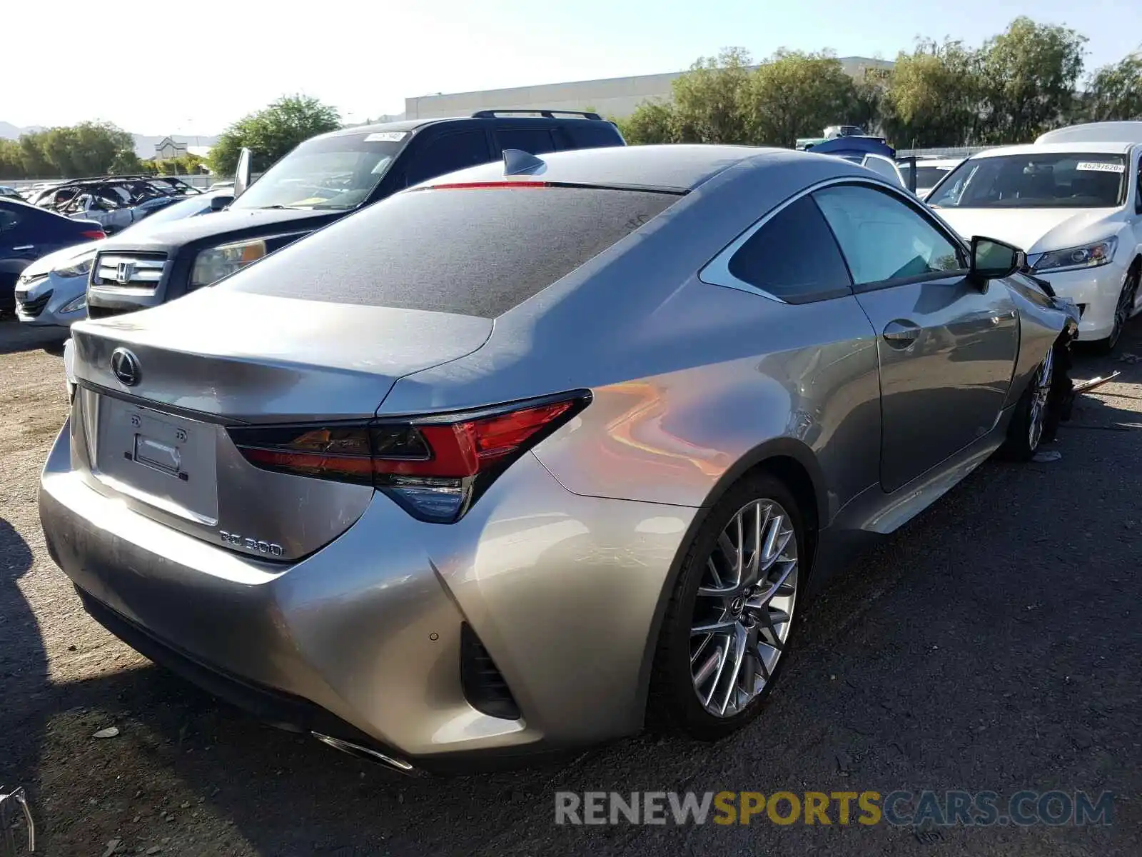 4 Photograph of a damaged car JTHHA5BC3K5009915 LEXUS RC300 2019