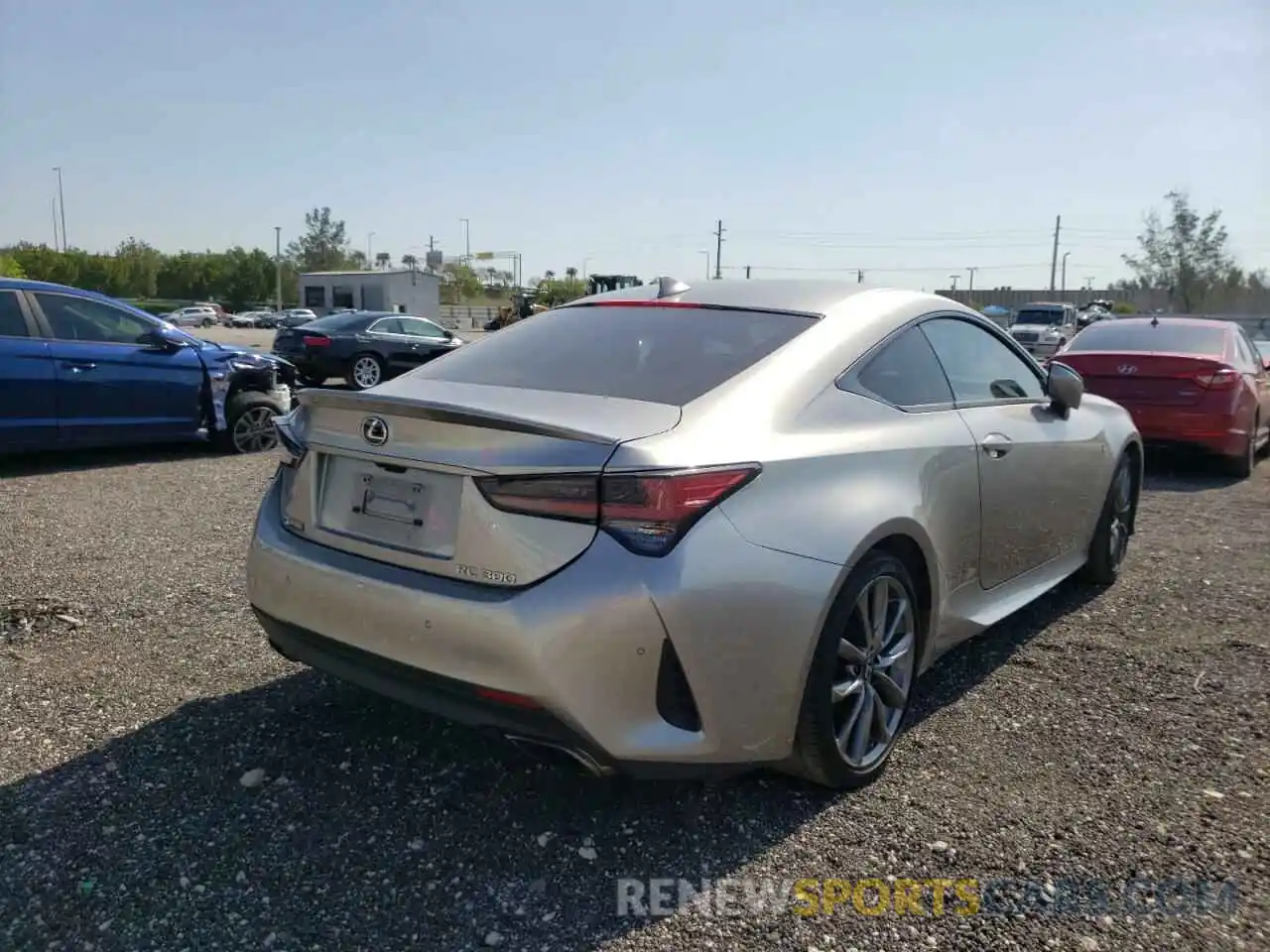 4 Фотография поврежденного автомобиля JTHHA5BC3K5010000 LEXUS RC300 2019