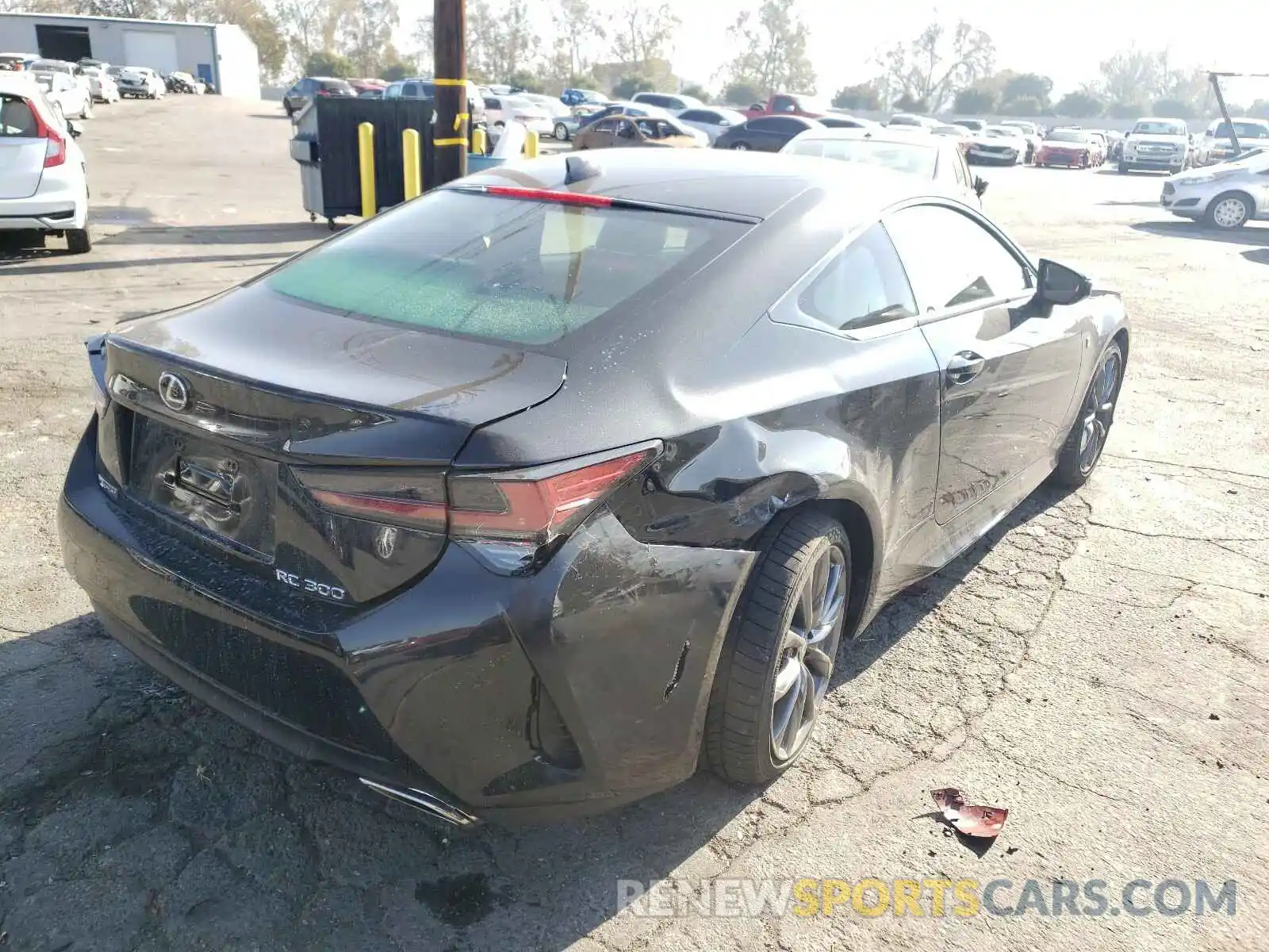 4 Фотография поврежденного автомобиля JTHGA5BC1L5010722 LEXUS RC300 2020