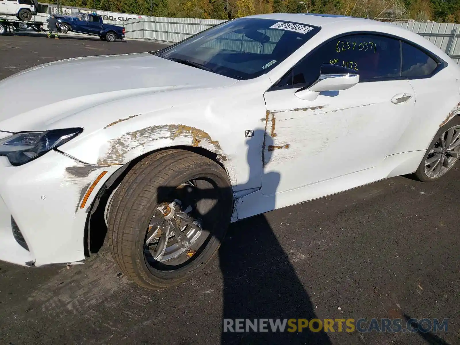 9 Photograph of a damaged car JTHG85EC1L5005656 LEXUS RC350 2020