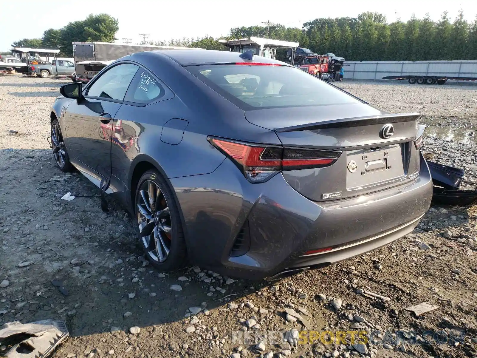 3 Фотография поврежденного автомобиля JTHGZ5DC5M5010830 LEXUS RC350 2021