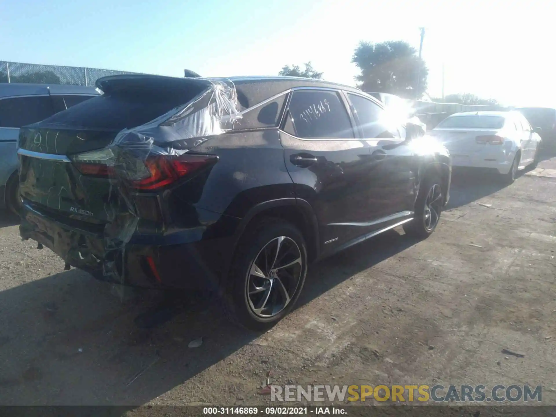 4 Photograph of a damaged car 2T2BGMCA0KC032600 LEXUS RX 2019