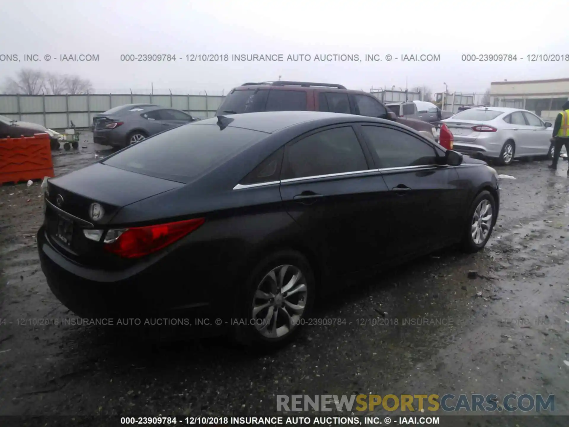 4 Photograph of a damaged car 2T2BGMCA0KC032662 LEXUS RX 2019