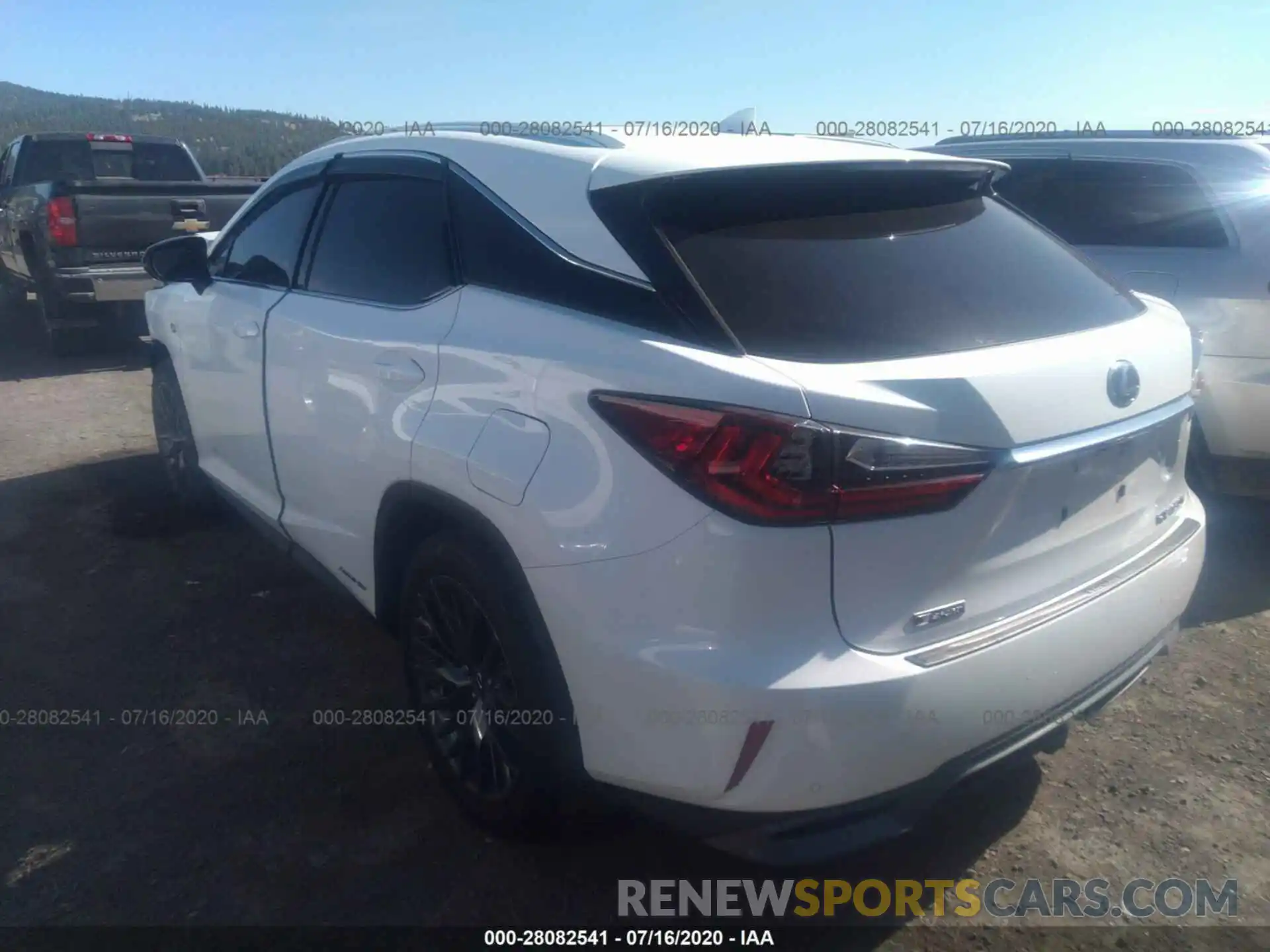 3 Photograph of a damaged car 2T2BGMCA0KC037666 LEXUS RX 2019