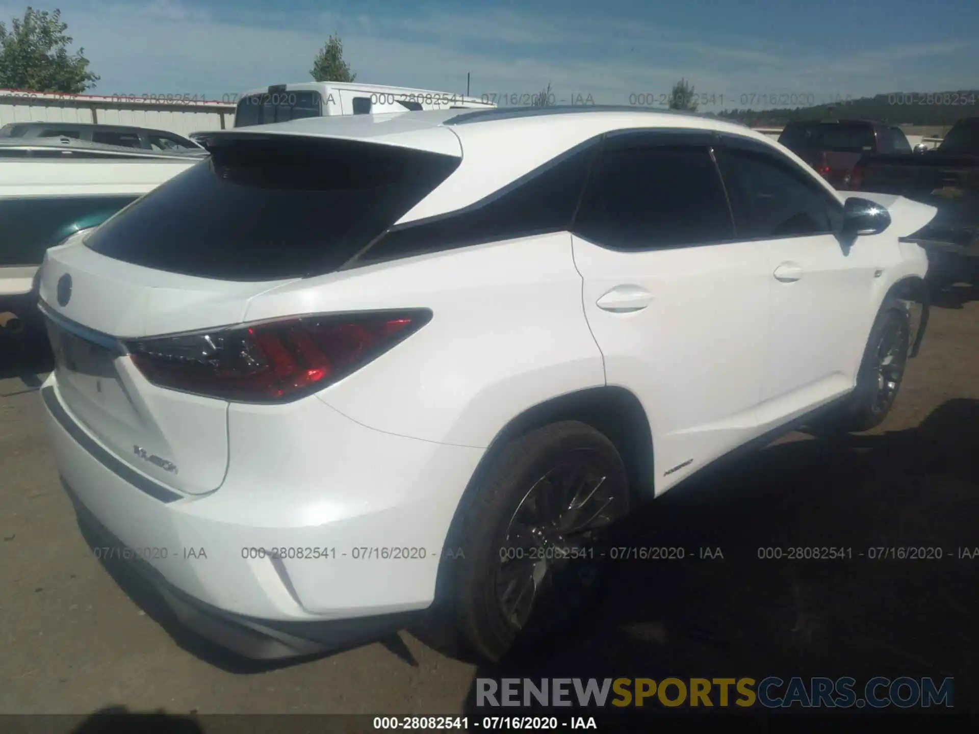 4 Фотография поврежденного автомобиля 2T2BGMCA0KC037666 LEXUS RX 2019