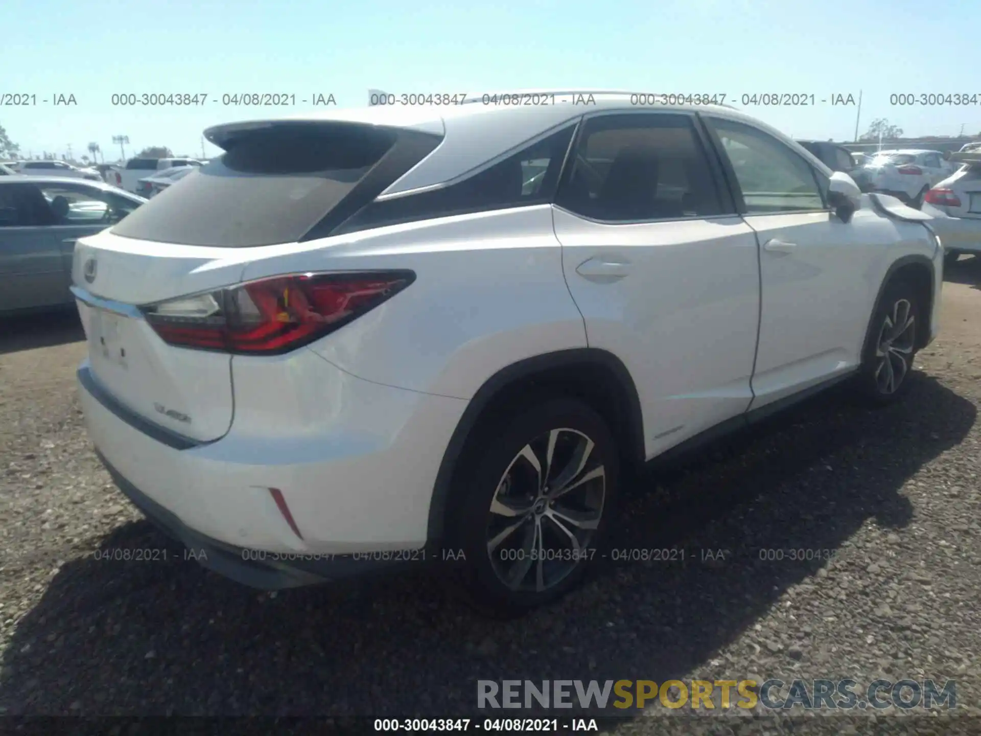 4 Фотография поврежденного автомобиля 2T2BGMCA0KC038607 LEXUS RX 2019