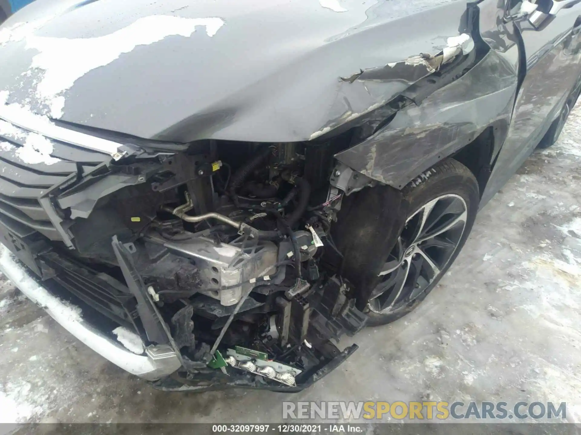 6 Photograph of a damaged car 2T2BGMCA3KC041811 LEXUS RX 2019