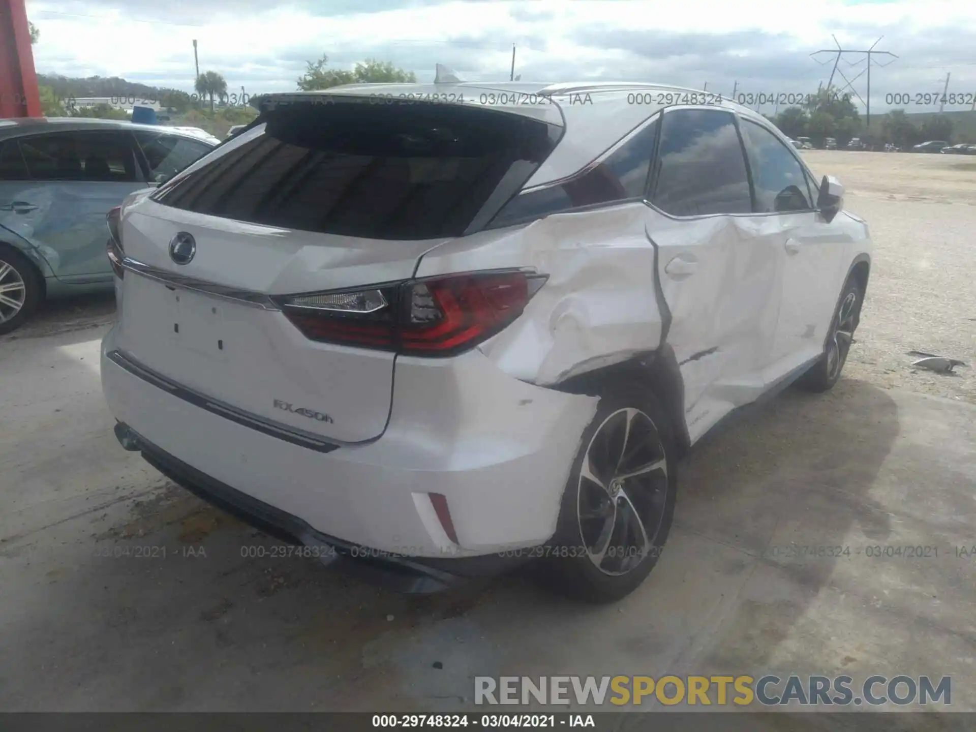 4 Photograph of a damaged car 2T2BGMCA5KC033192 LEXUS RX 2019