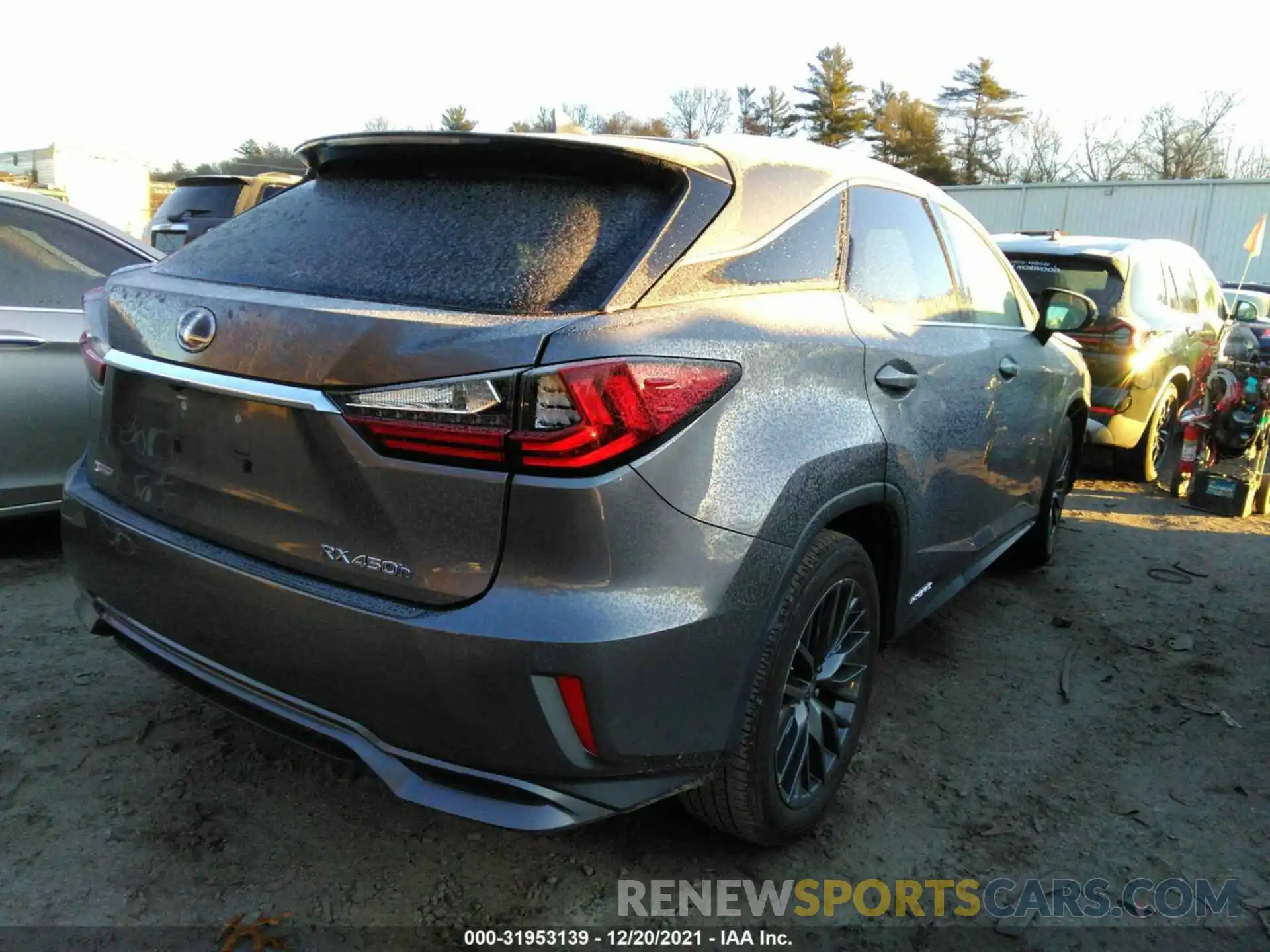 4 Photograph of a damaged car 2T2BGMCA6KC039969 LEXUS RX 2019