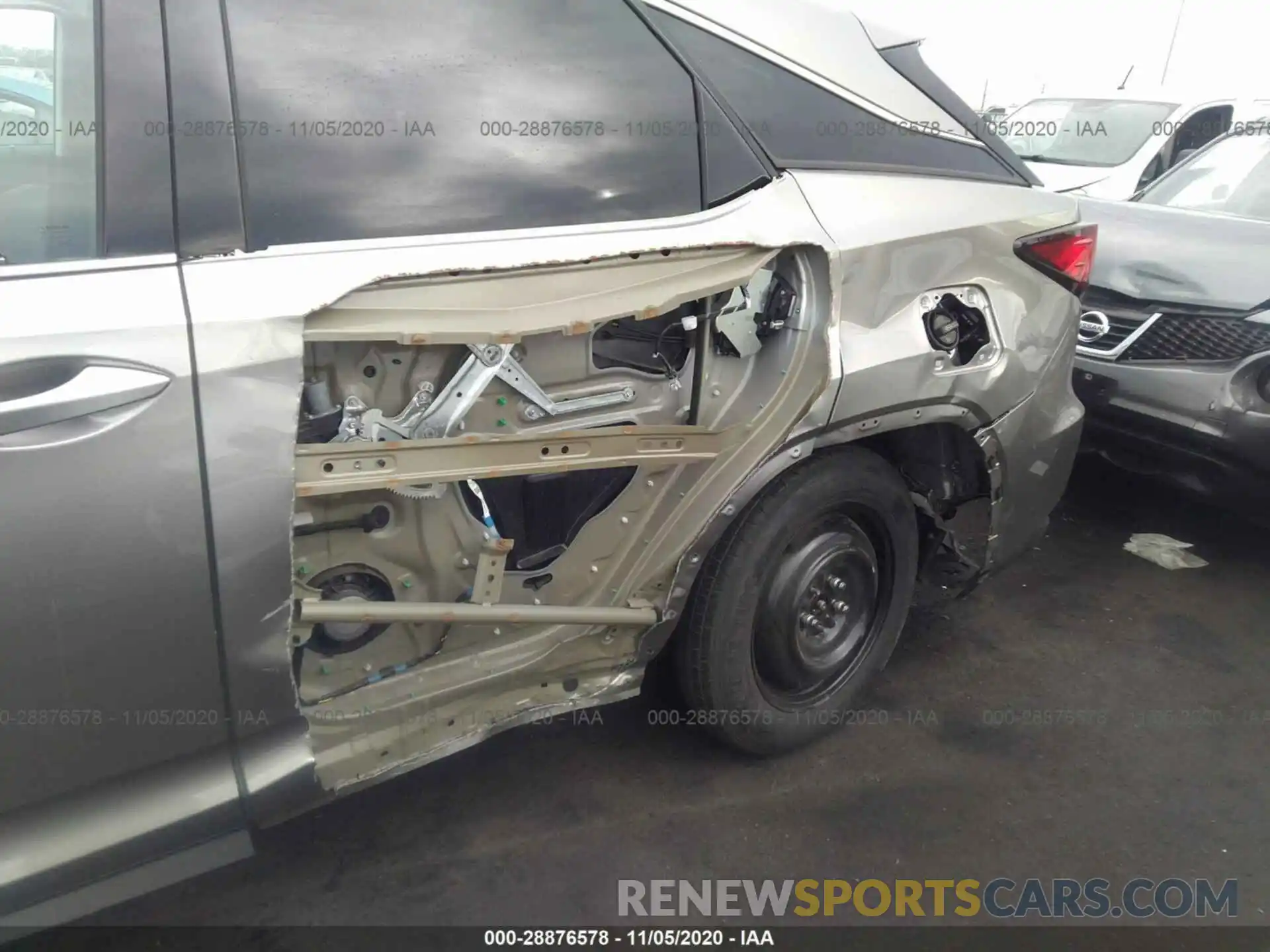 6 Photograph of a damaged car 2T2BGMCAXKC032703 LEXUS RX 2019