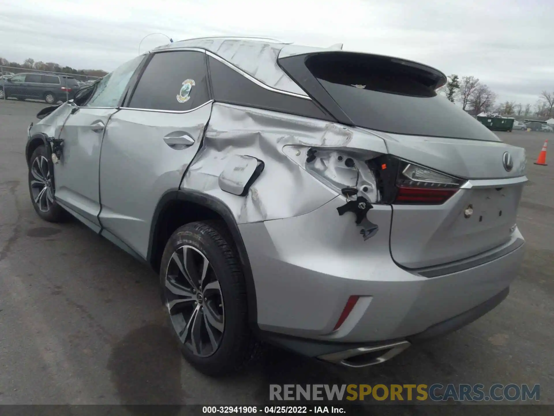 3 Photograph of a damaged car 2T2BZMCA2KC182945 LEXUS RX 2019