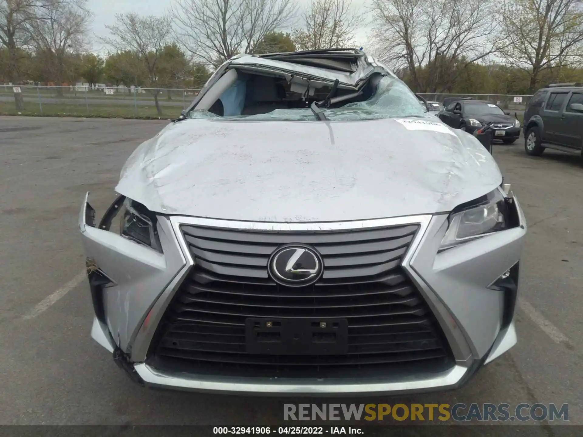 6 Photograph of a damaged car 2T2BZMCA2KC182945 LEXUS RX 2019