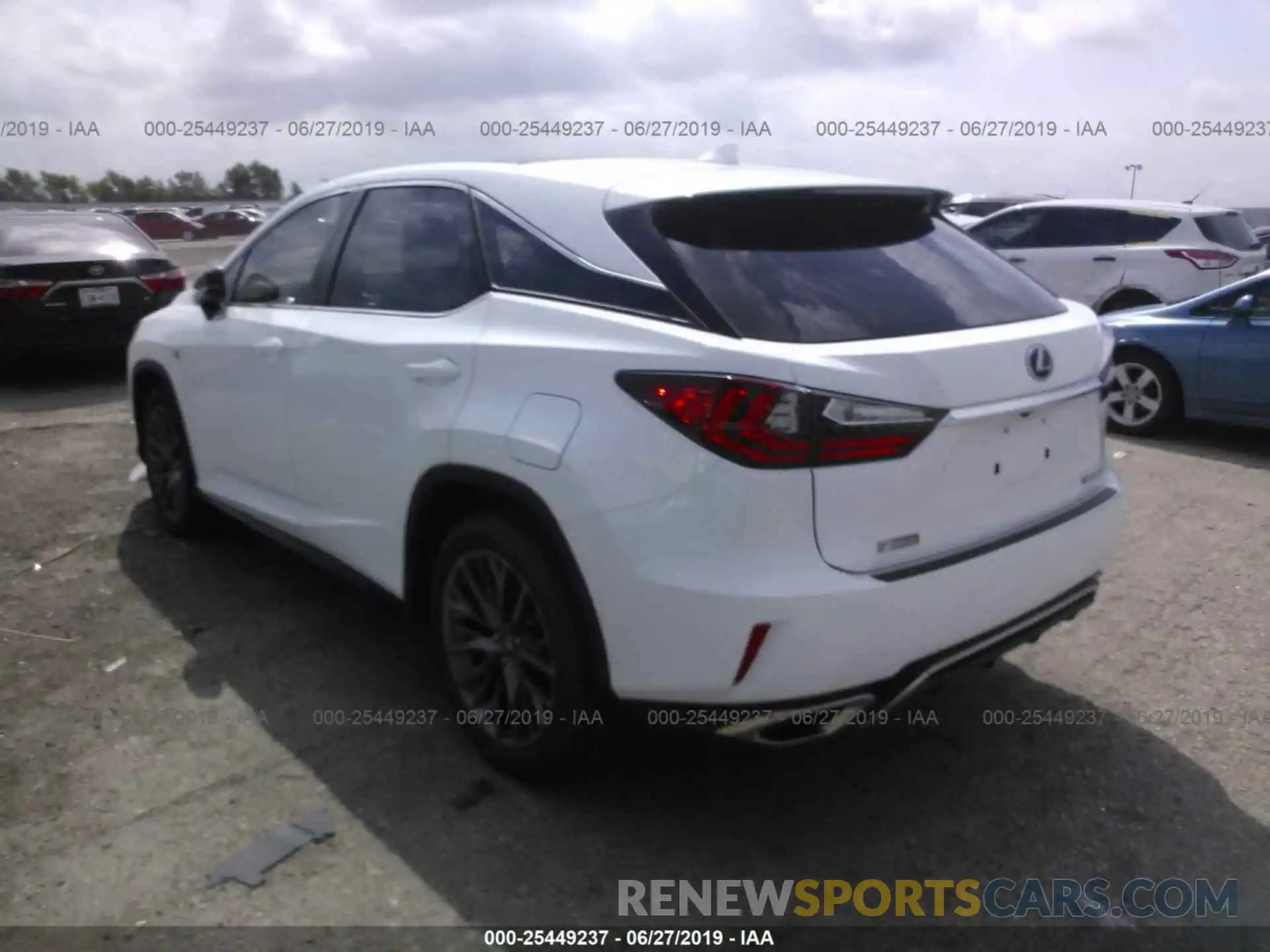 3 Photograph of a damaged car 2T2BZMCA2KC184193 LEXUS RX 2019