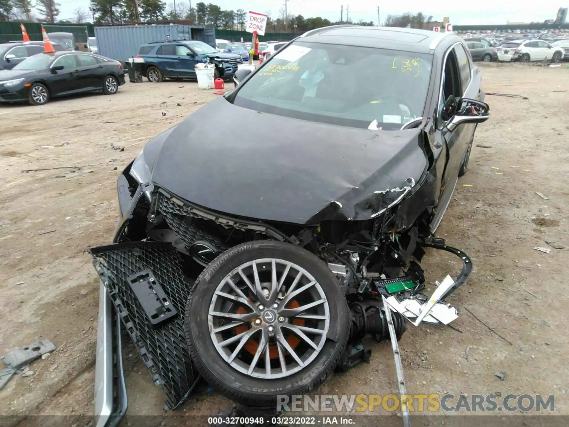 6 Photograph of a damaged car 2T2BZMCA2KC193864 LEXUS RX 2019