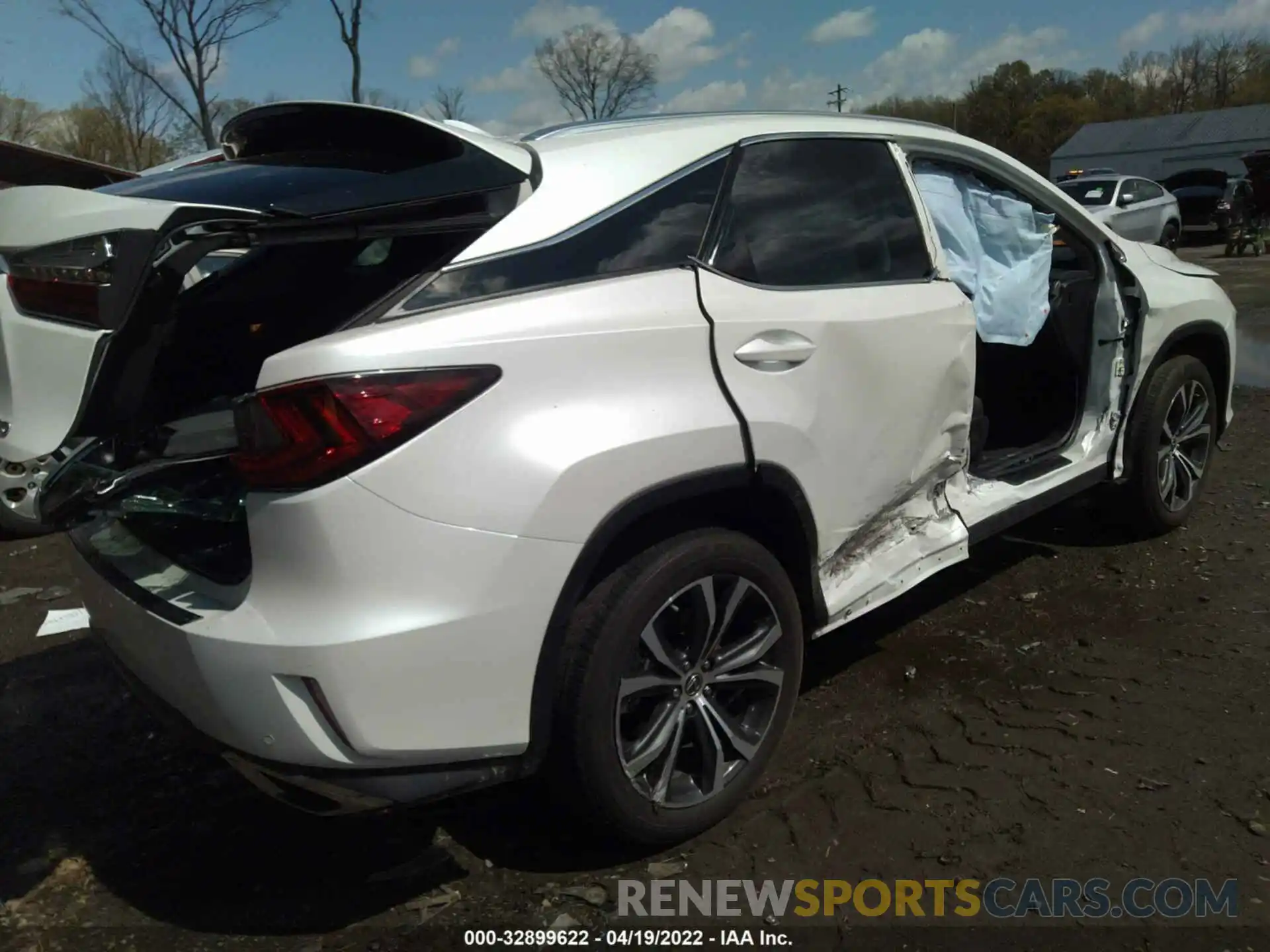 4 Фотография поврежденного автомобиля 2T2BZMCA3KC208193 LEXUS RX 2019