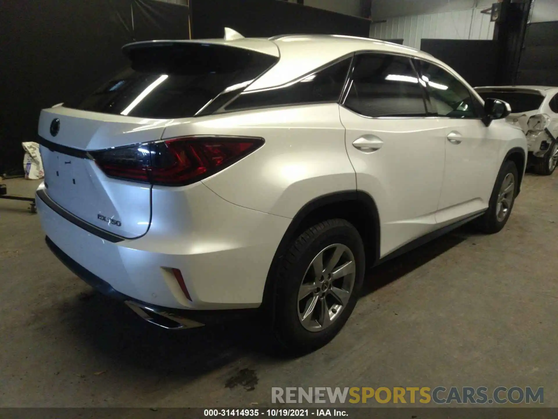 4 Photograph of a damaged car 2T2BZMCA4KC203682 LEXUS RX 2019