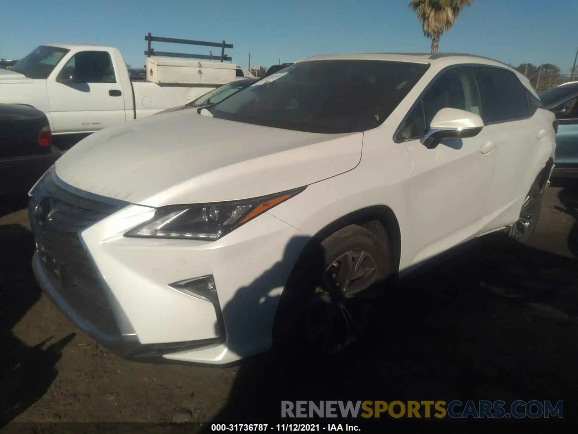 2 Photograph of a damaged car 2T2BZMCA8KC192329 LEXUS RX 2019