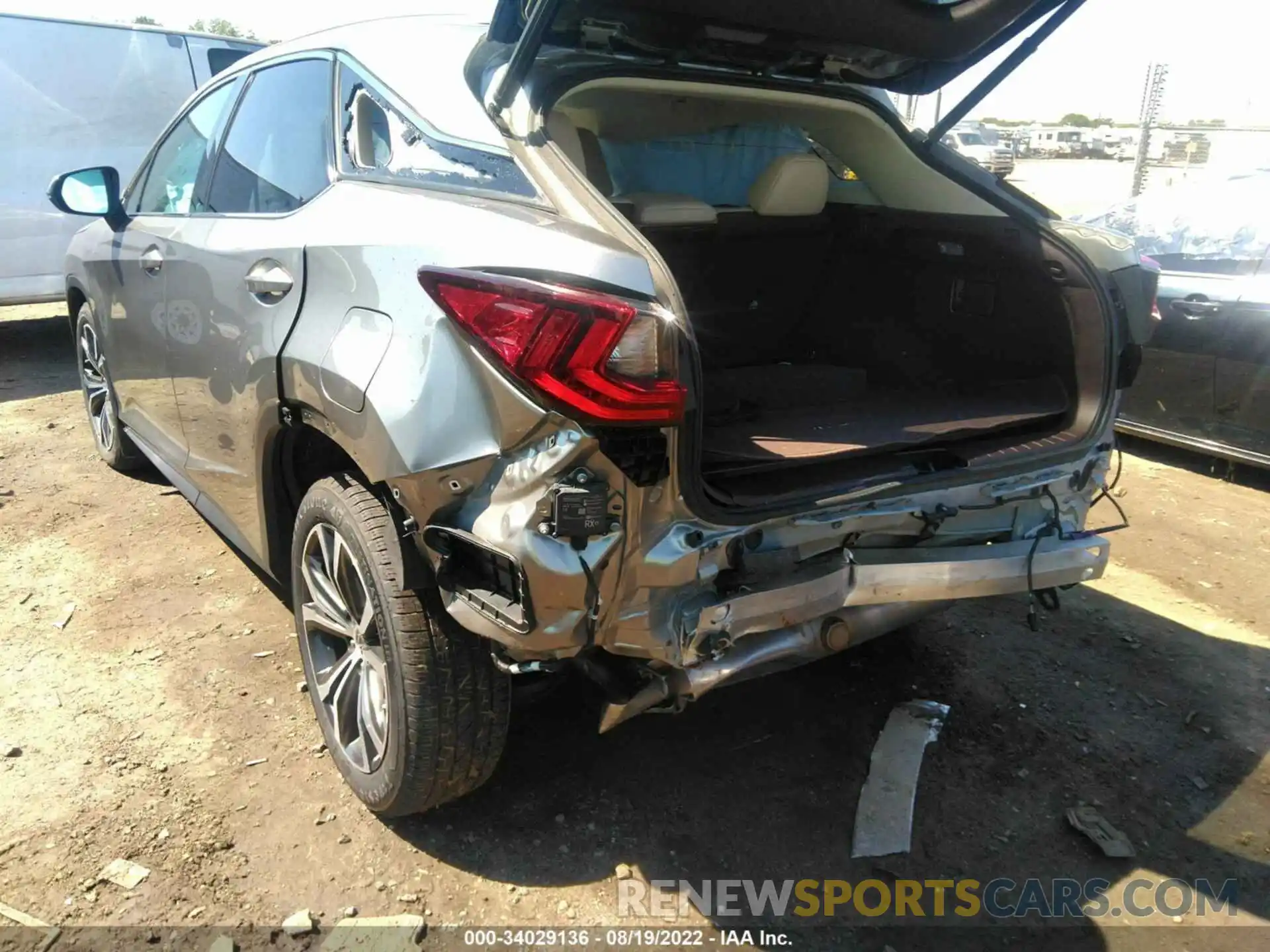 3 Photograph of a damaged car 2T2BZMCA8KC197496 LEXUS RX 2019