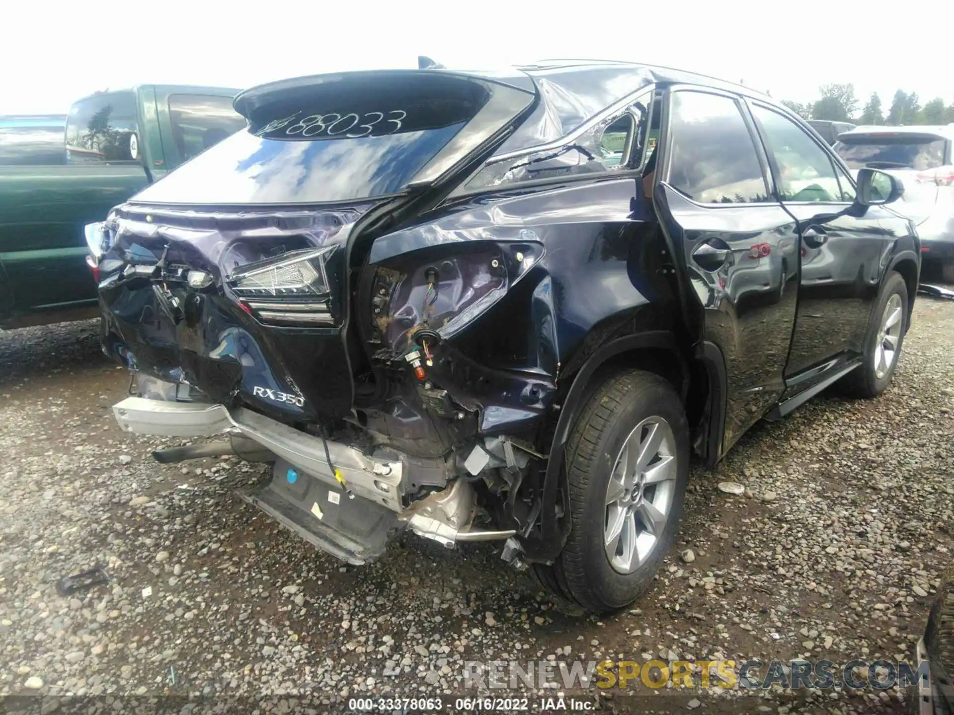 4 Photograph of a damaged car 2T2BZMCAXKC172583 LEXUS RX 2019