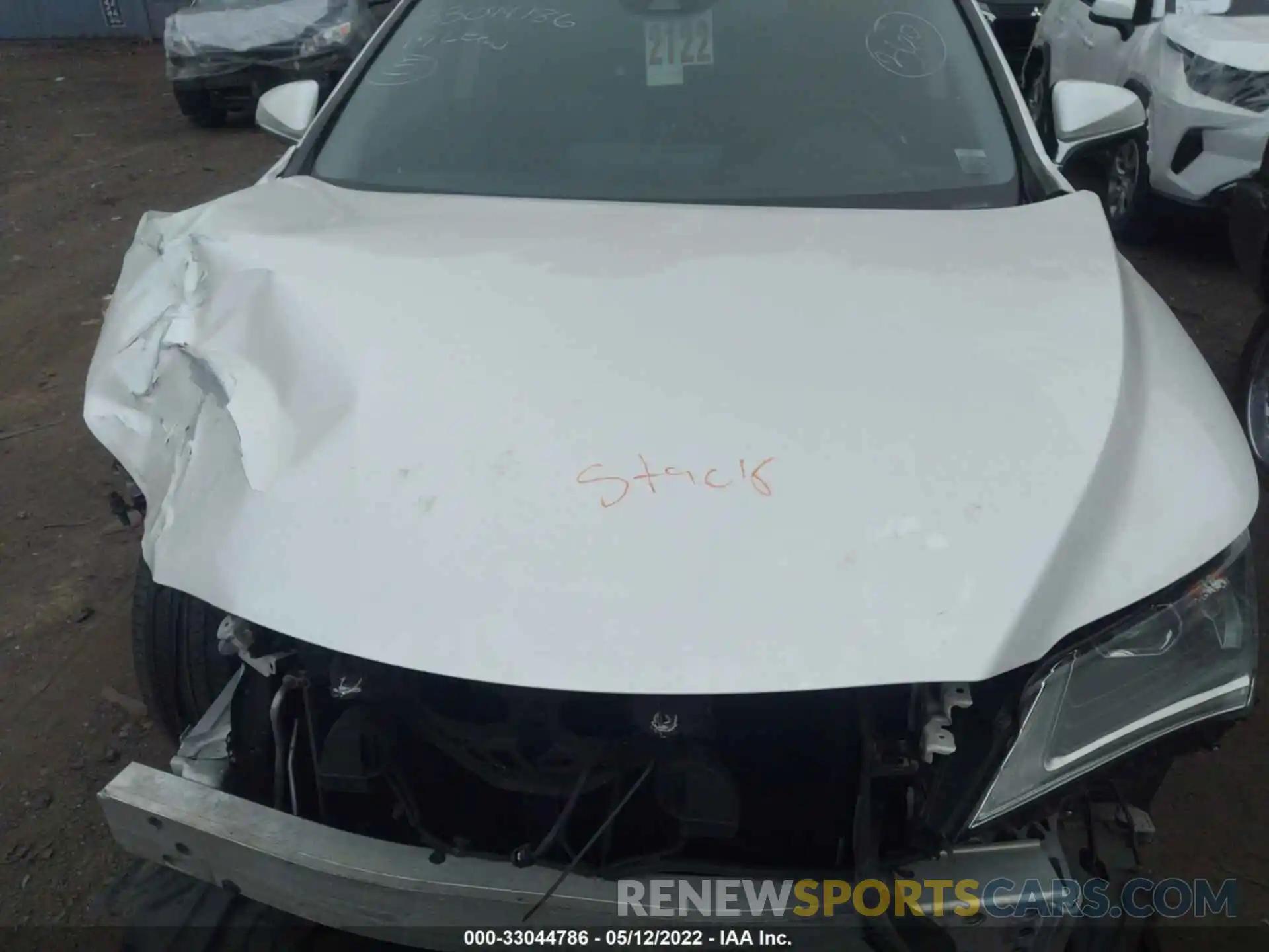 10 Photograph of a damaged car 2T2BZMCAXKC201144 LEXUS RX 2019