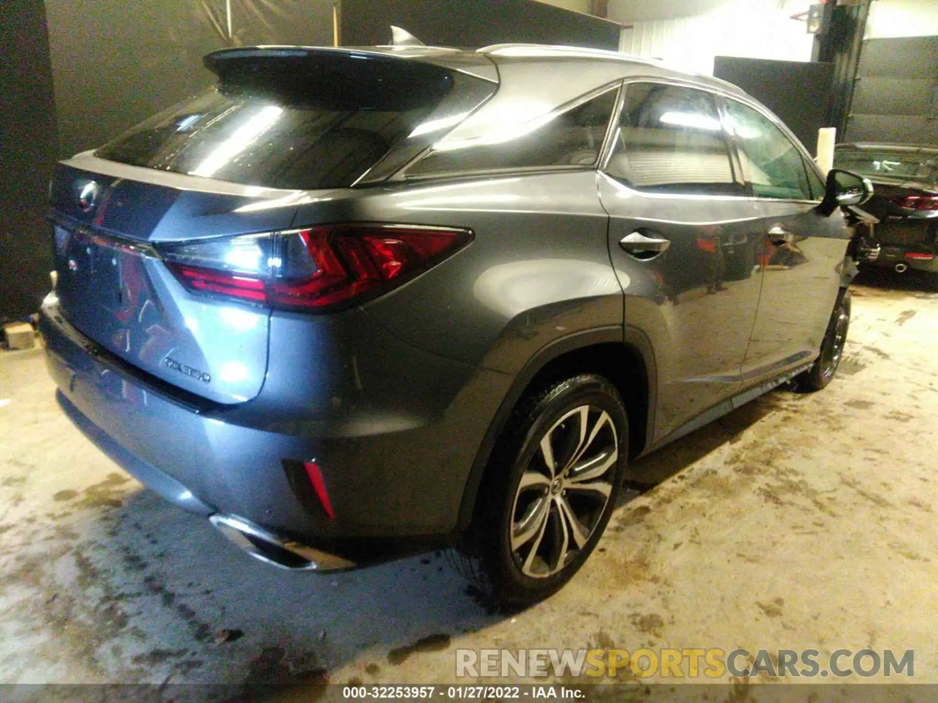 4 Фотография поврежденного автомобиля 2T2BZMCAXKC209454 LEXUS RX 2019