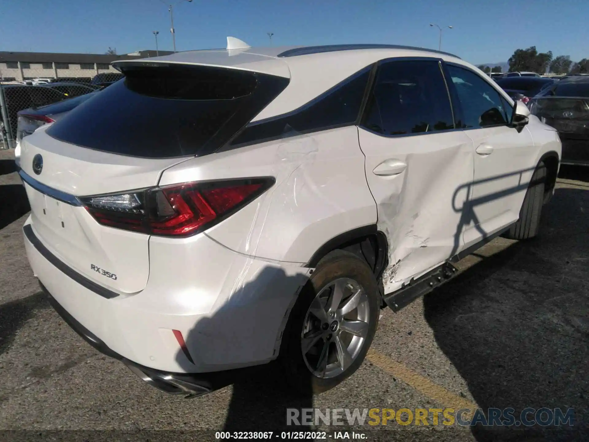 4 Фотография поврежденного автомобиля 2T2ZZMCA0KC137887 LEXUS RX 2019