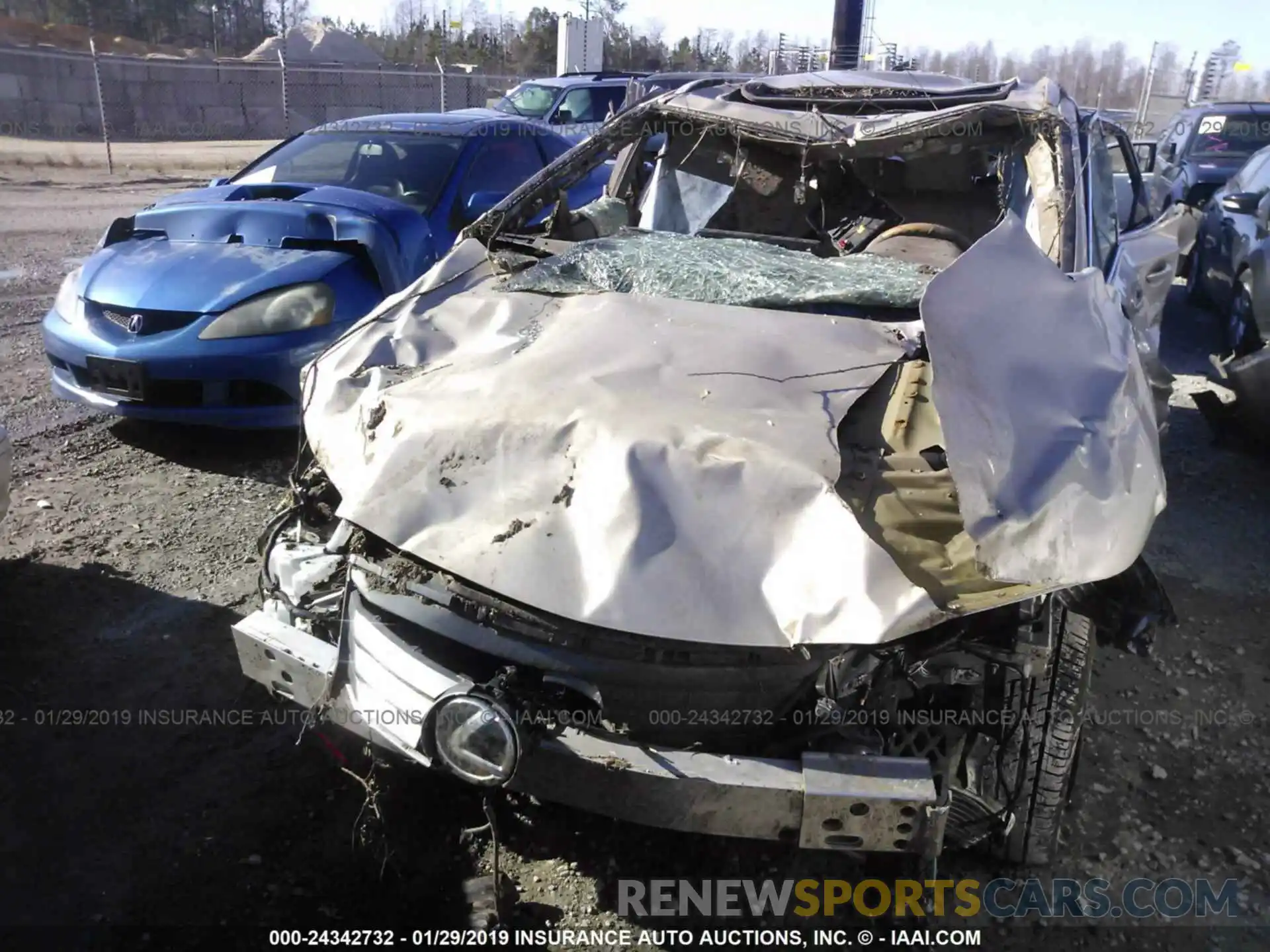 6 Photograph of a damaged car 2T2ZZMCA2KC121027 LEXUS RX 2019