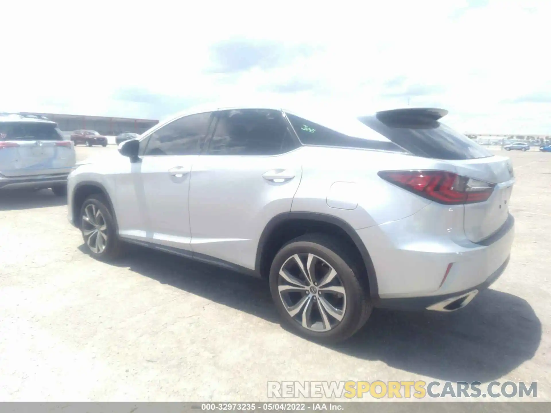 3 Photograph of a damaged car 2T2ZZMCA3KC125183 LEXUS RX 2019