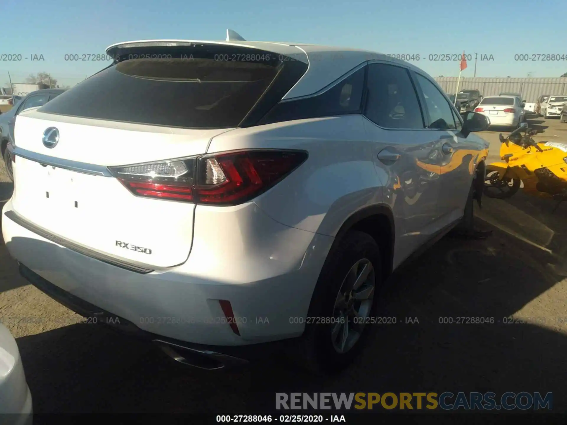 4 Photograph of a damaged car 2T2ZZMCA6KC122438 LEXUS RX 2019