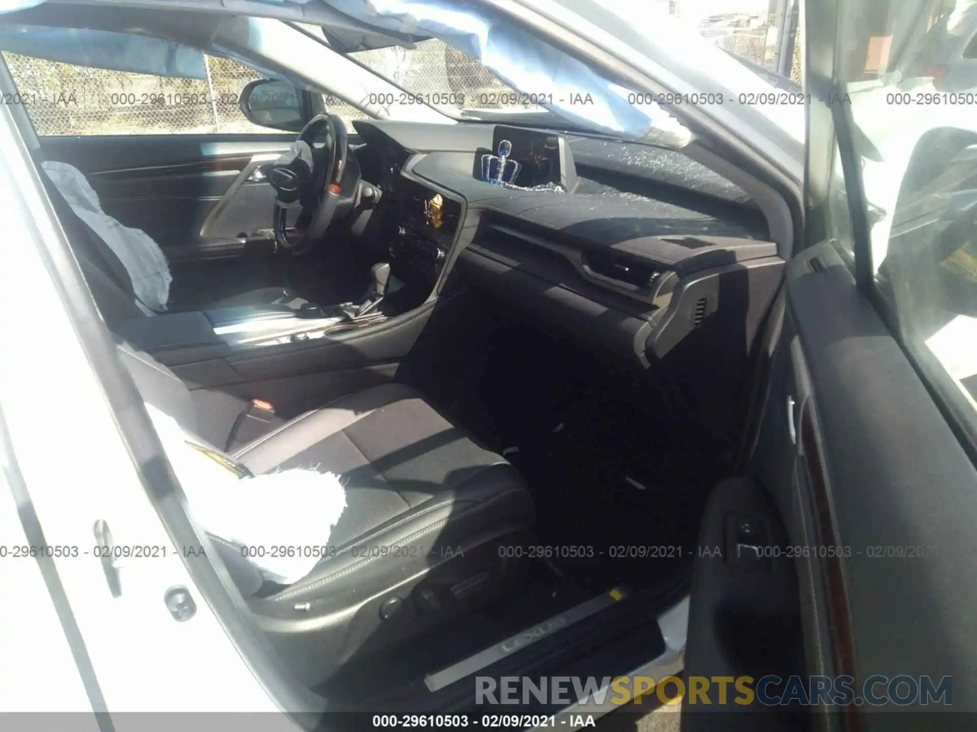 5 Photograph of a damaged car 2T2ZZMCA6KC125565 LEXUS RX 2019