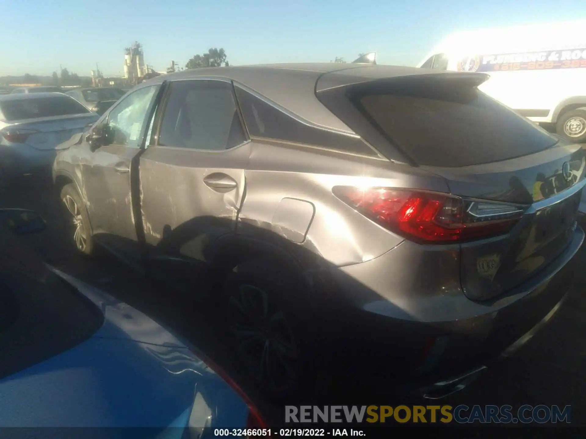 3 Photograph of a damaged car 2T2ZZMCA6KC139465 LEXUS RX 2019