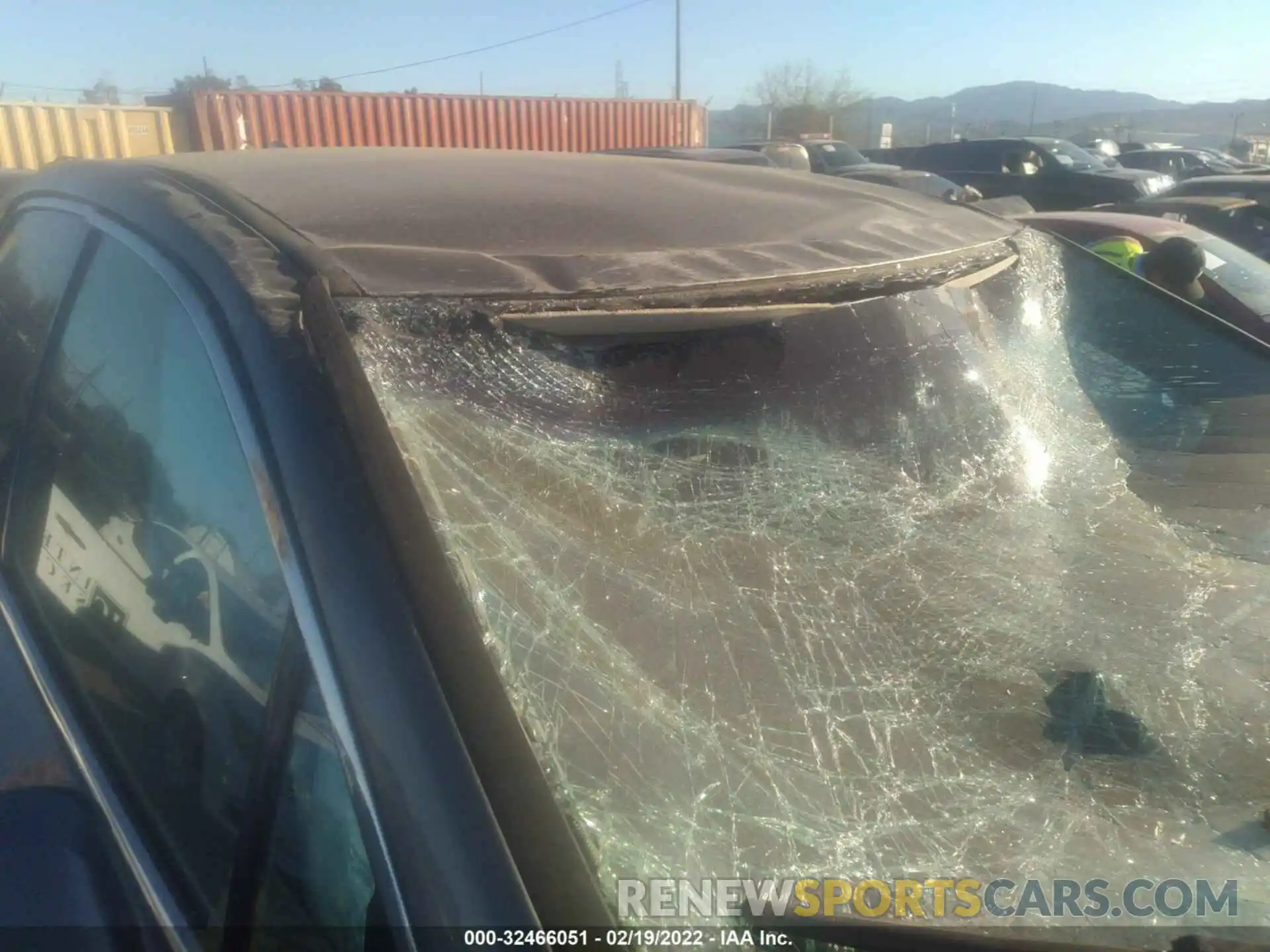 6 Photograph of a damaged car 2T2ZZMCA6KC139465 LEXUS RX 2019