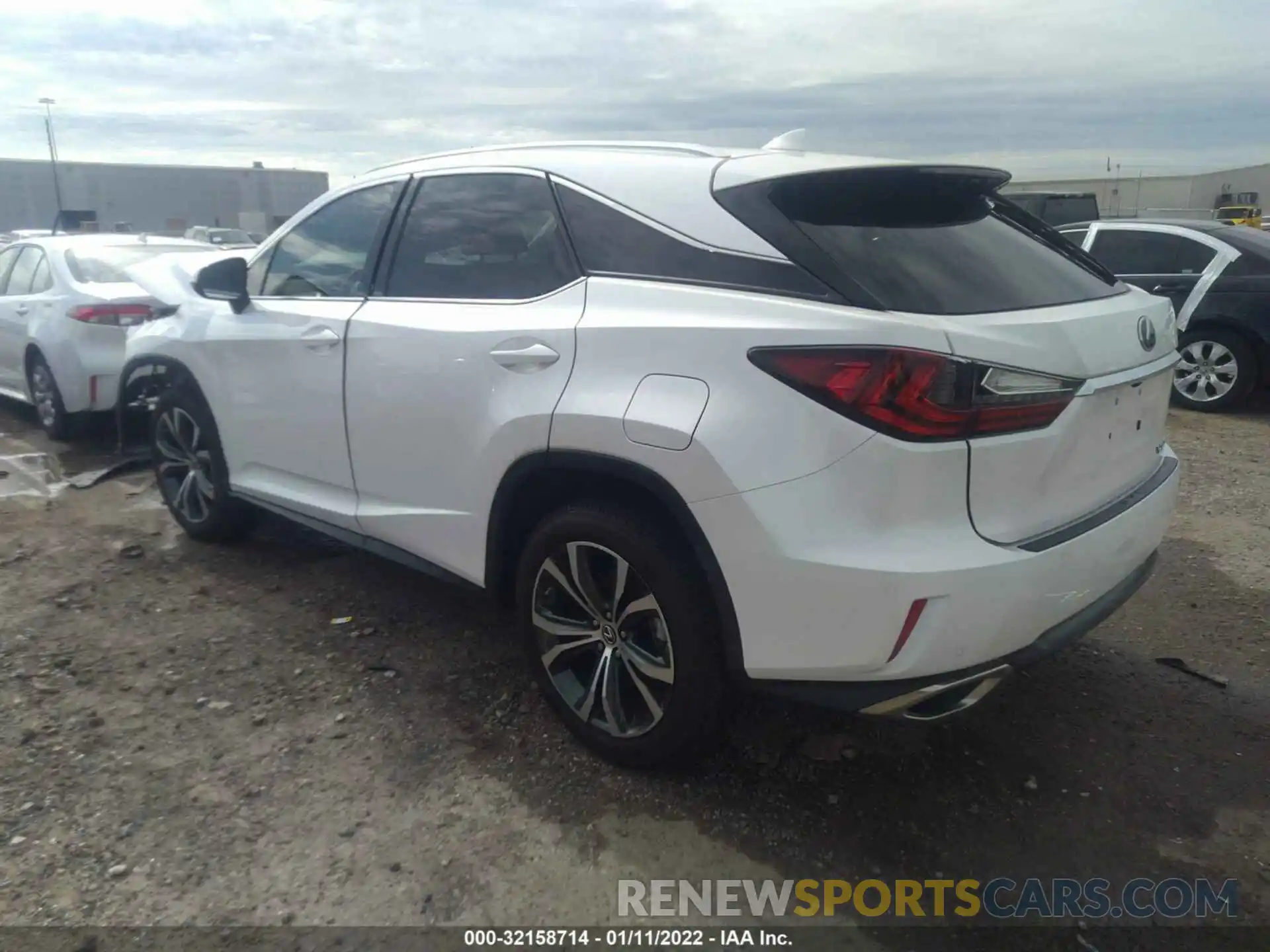 3 Photograph of a damaged car 2T2ZZMCA7KC145582 LEXUS RX 2019