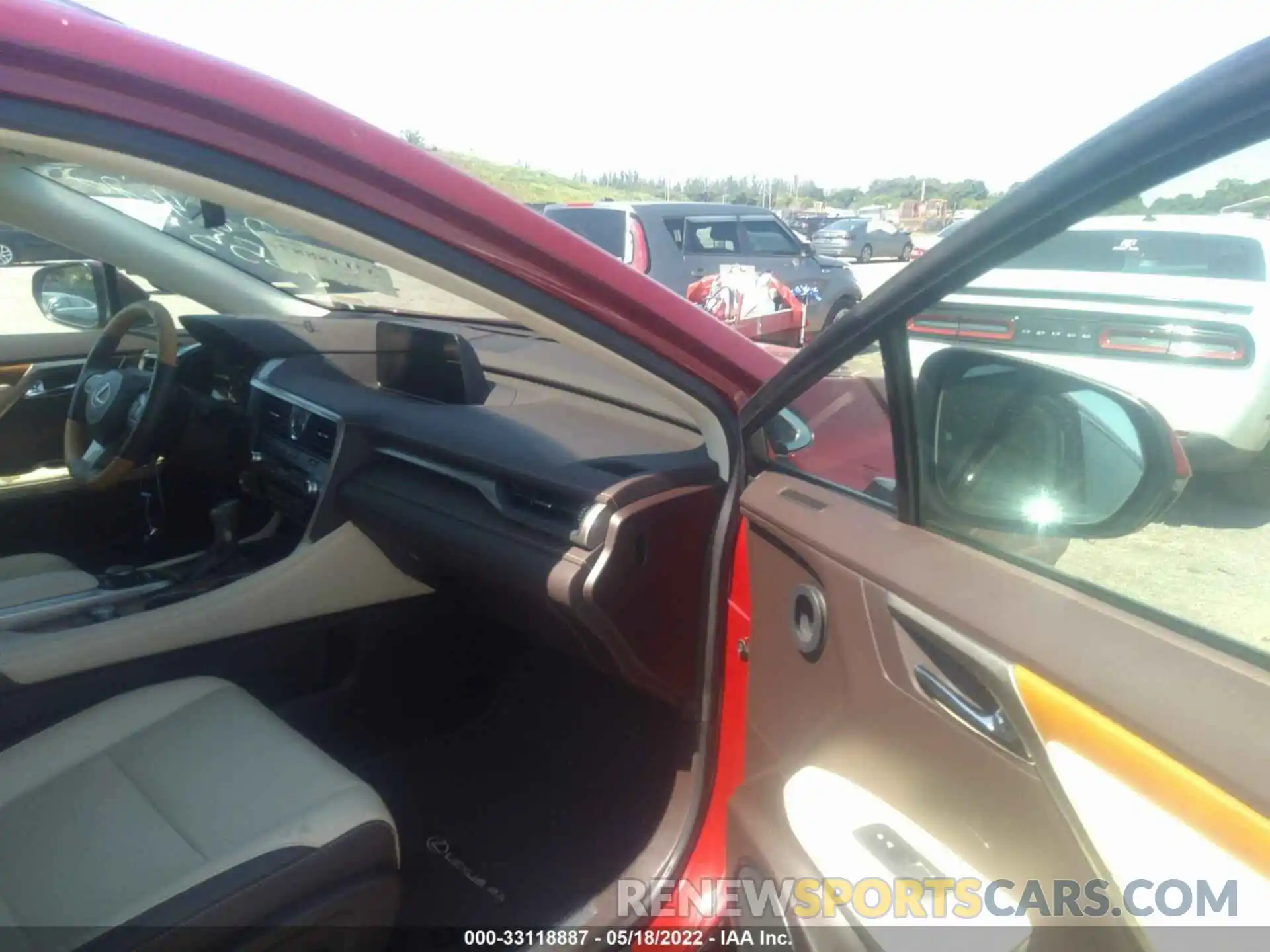 5 Photograph of a damaged car 2T2ZZMCA7KC147655 LEXUS RX 2019