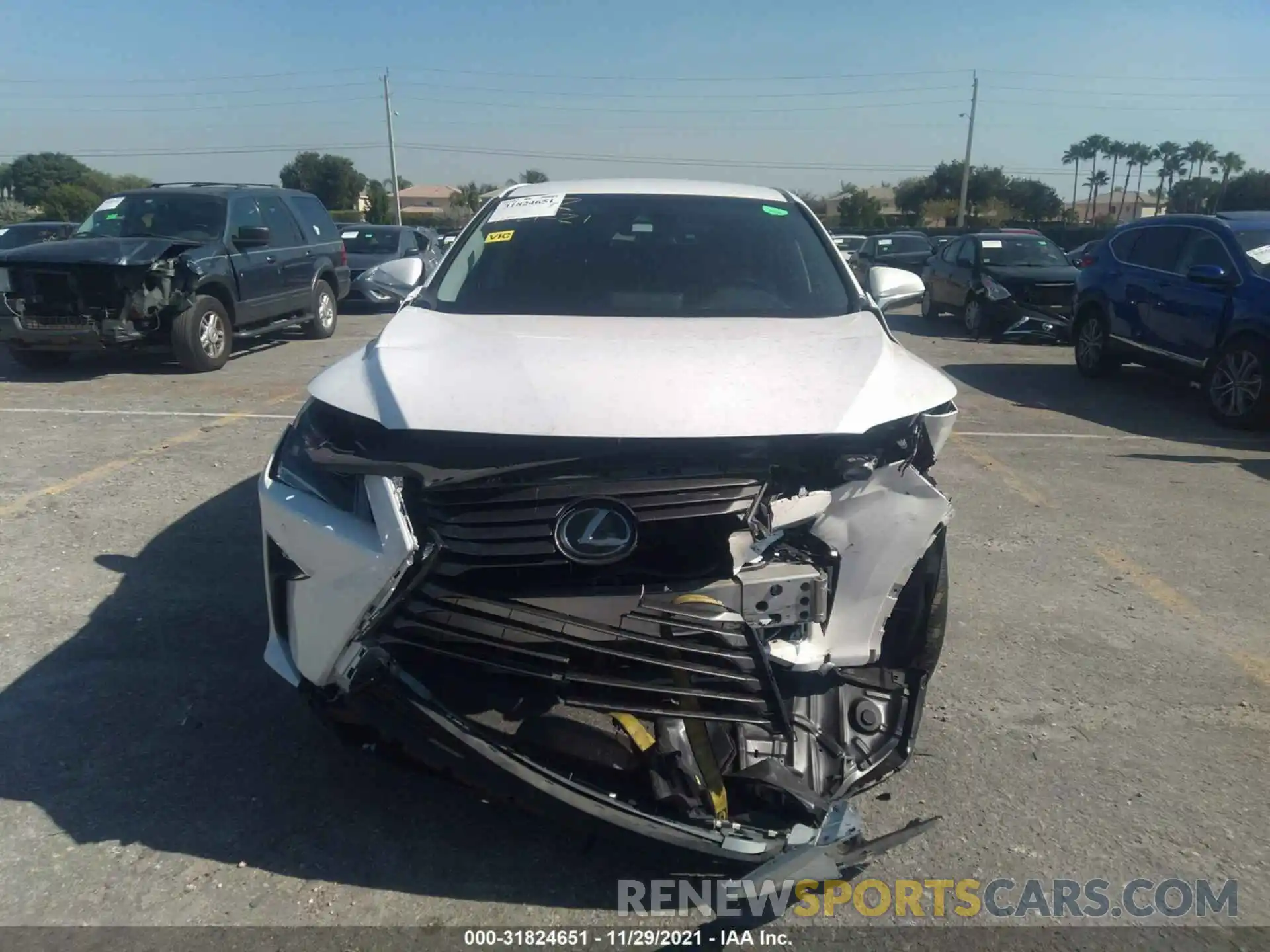 6 Photograph of a damaged car 2T2ZZMCA8KC147552 LEXUS RX 2019