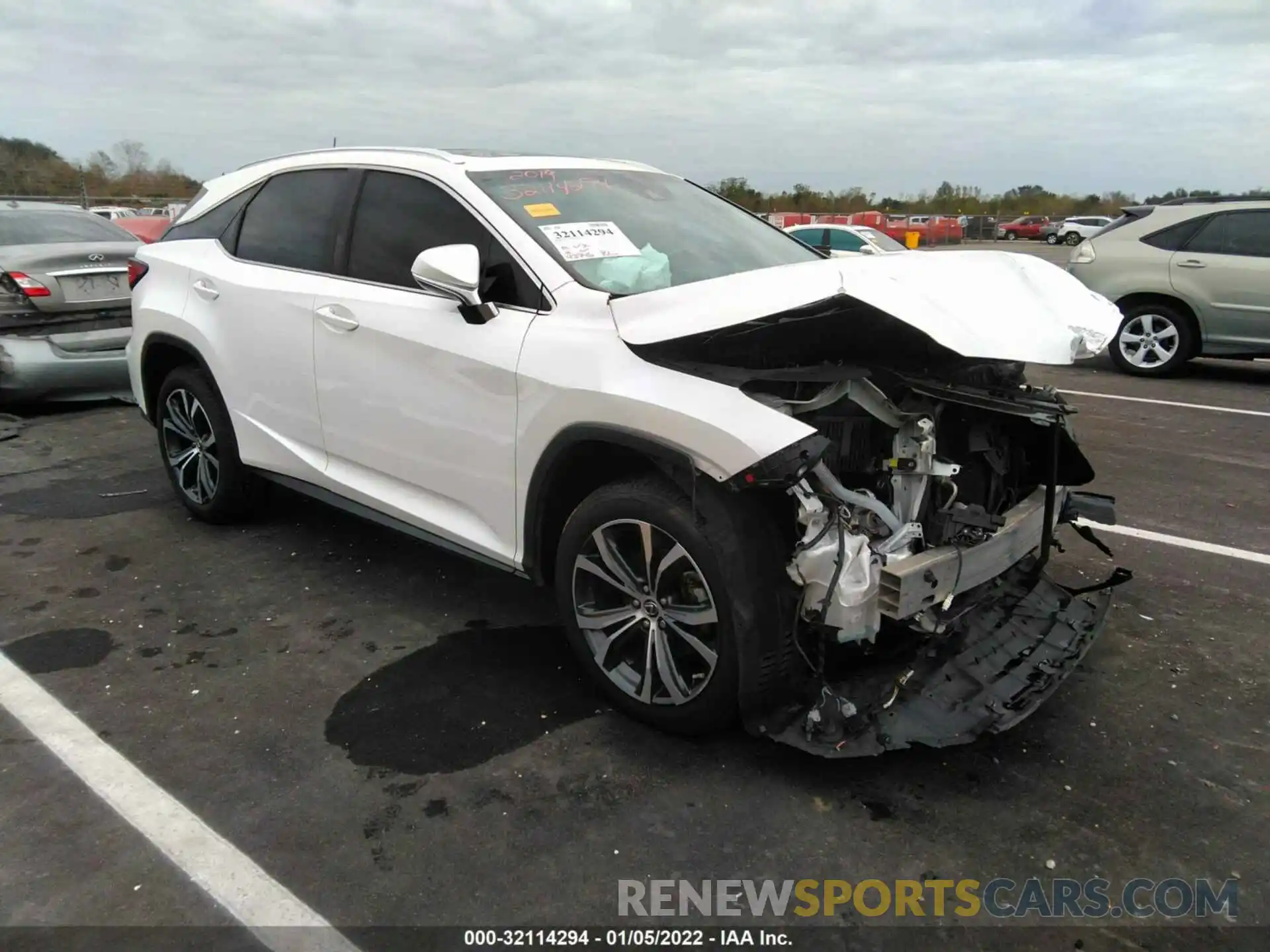 1 Photograph of a damaged car 2T2ZZMCA9KC148564 LEXUS RX 2019