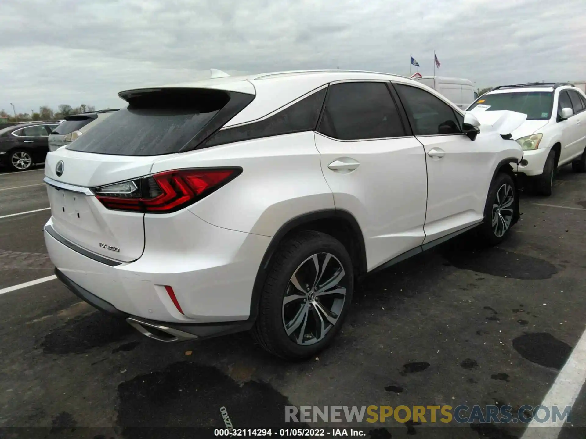 4 Photograph of a damaged car 2T2ZZMCA9KC148564 LEXUS RX 2019