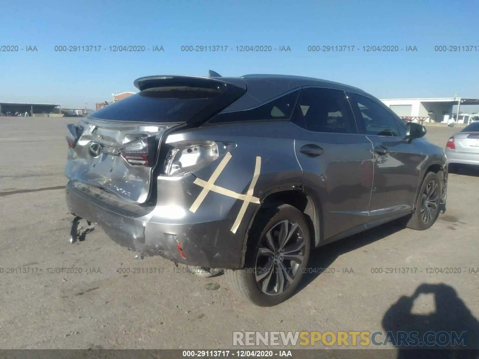 4 Photograph of a damaged car 2T2ZZMCAXKC125231 LEXUS RX 2019