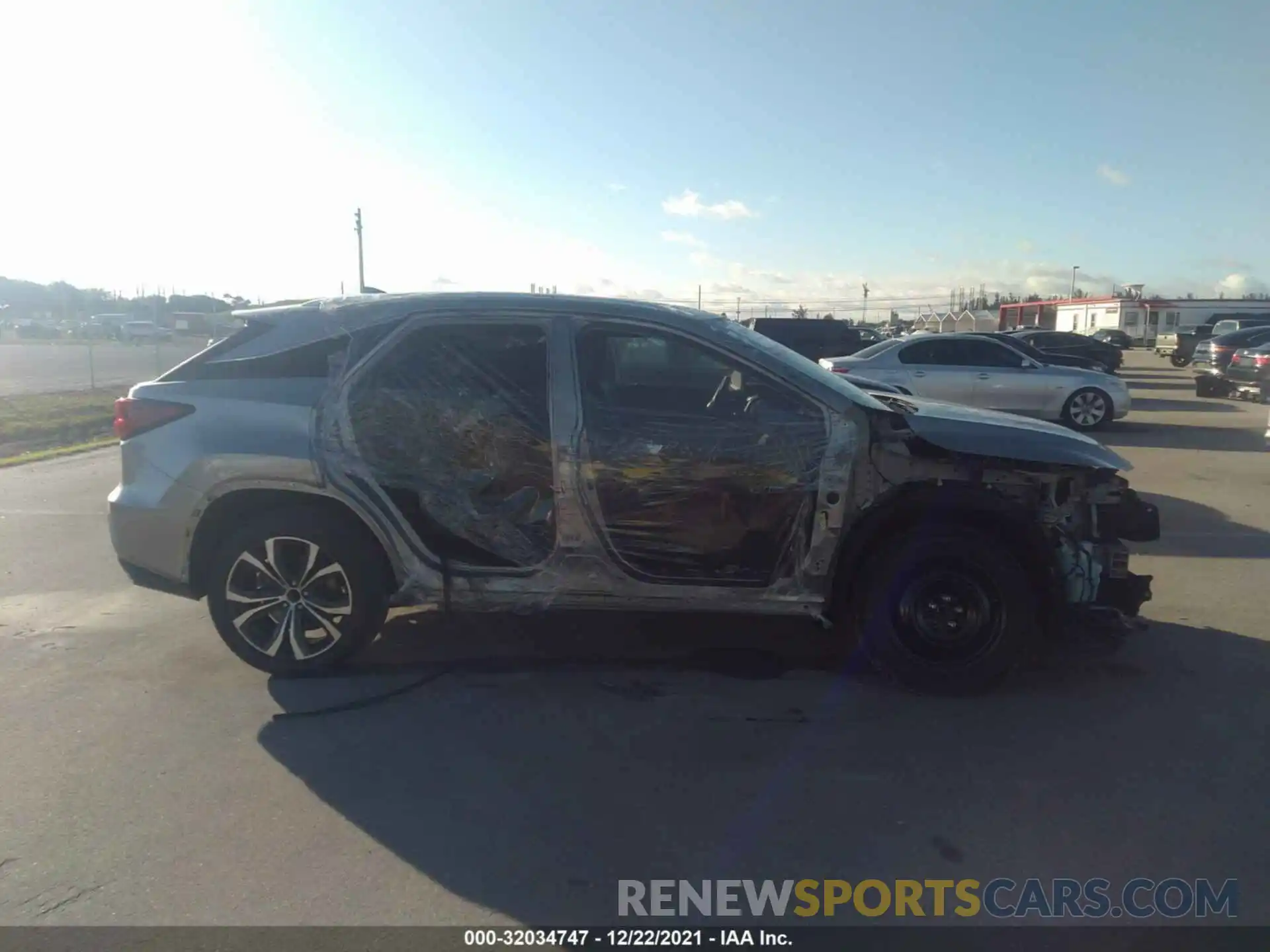 6 Photograph of a damaged car 2T2ZZMCAXKC127688 LEXUS RX 2019