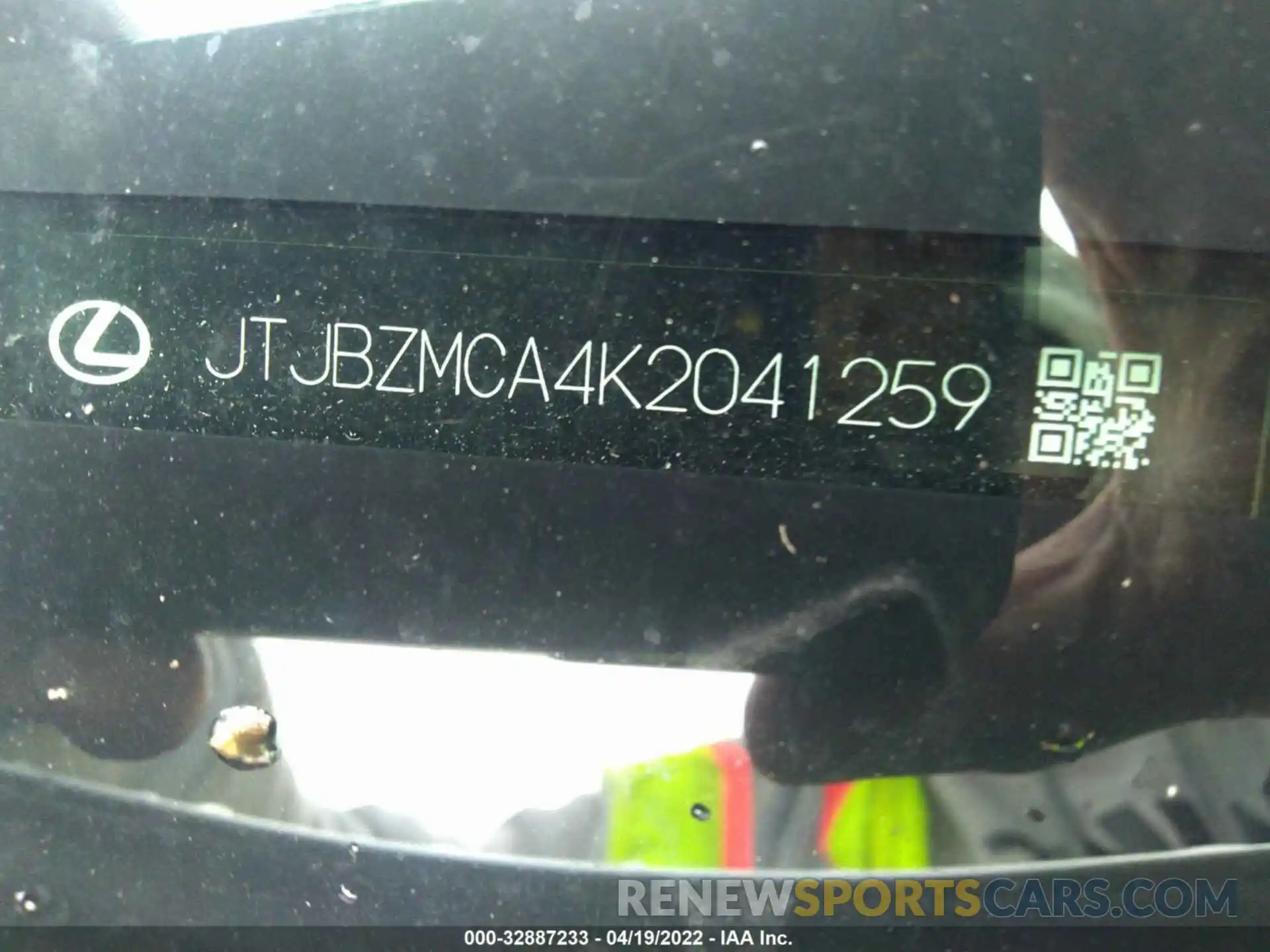 9 Photograph of a damaged car JTJBZMCA4K2041259 LEXUS RX 2019