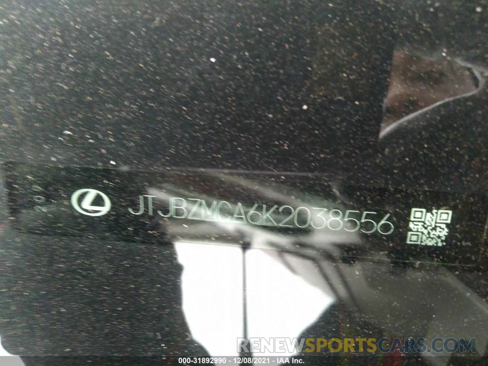 9 Photograph of a damaged car JTJBZMCA6K2038556 LEXUS RX 2019