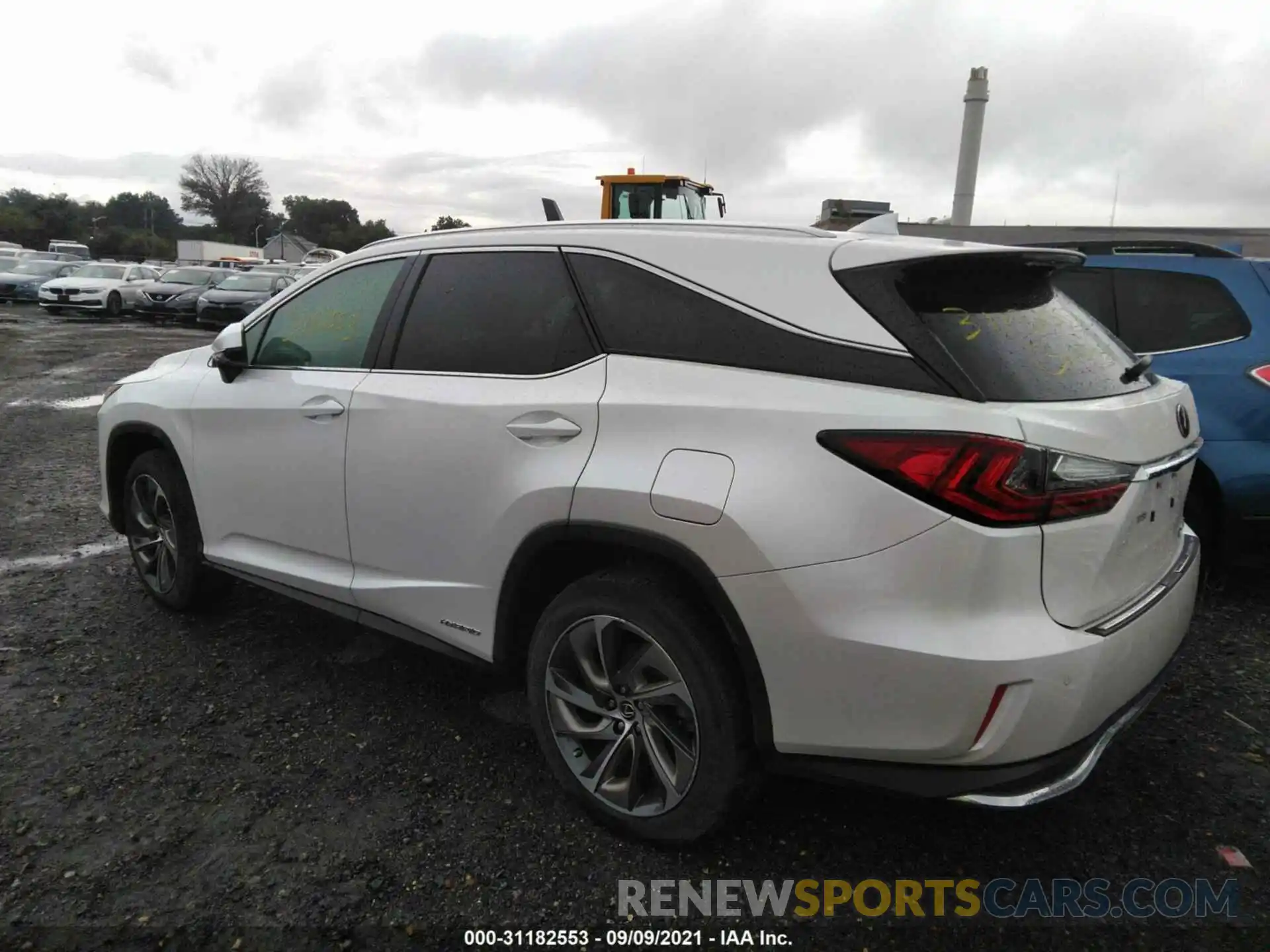 3 Photograph of a damaged car JTJDGKCA2K2008876 LEXUS RX 2019