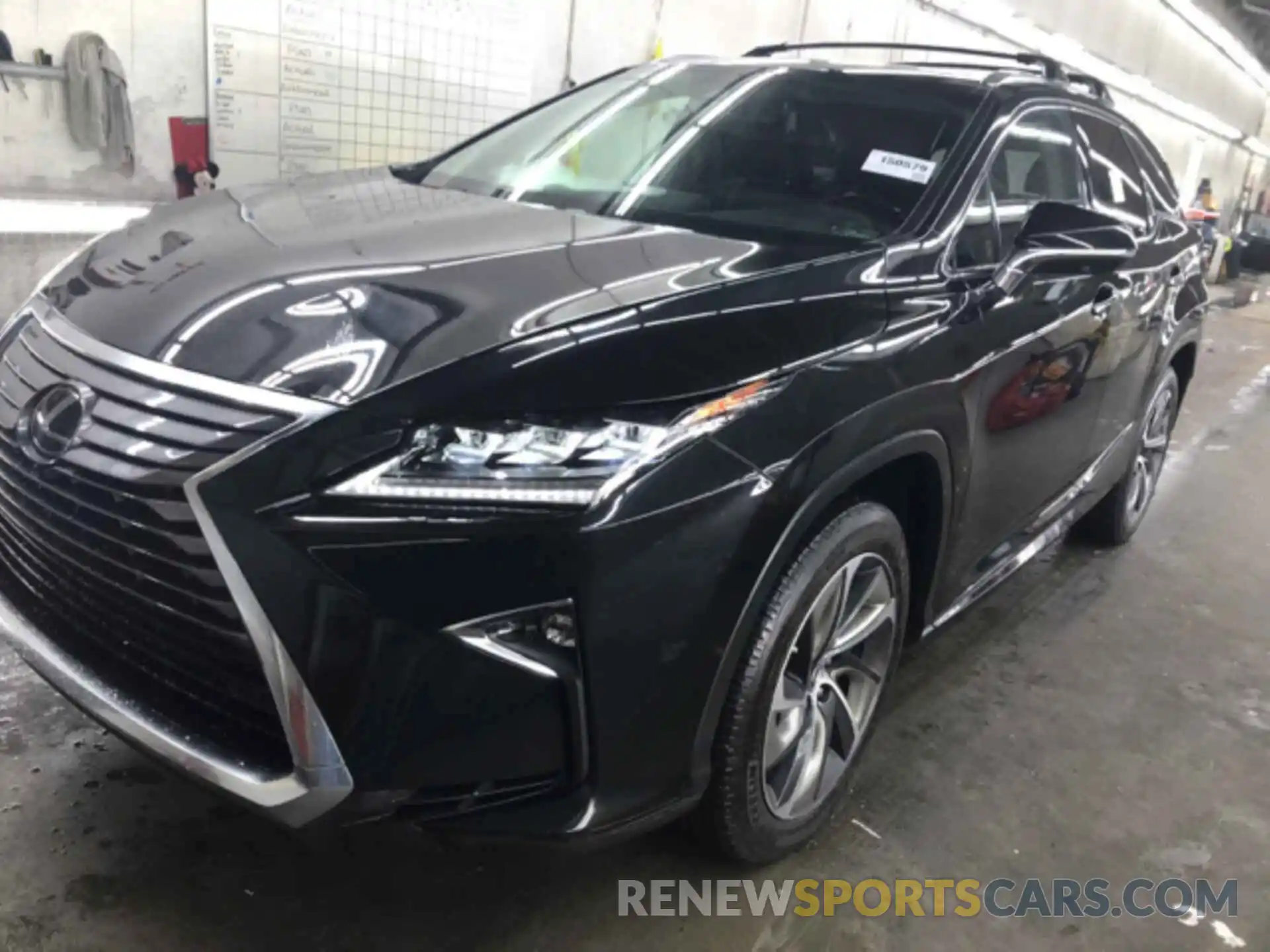 18 Photograph of a damaged car JTJDZKCA3K2017547 LEXUS RX 2019