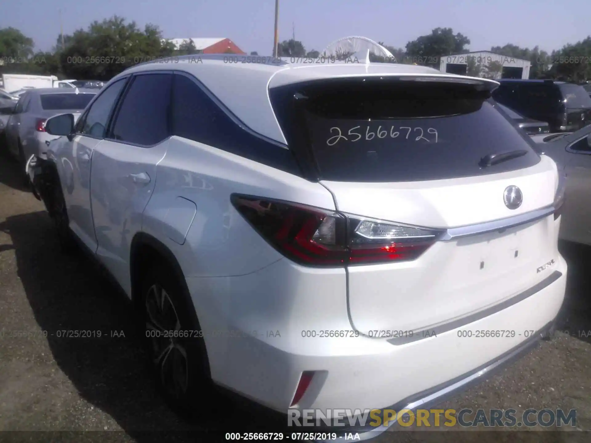 3 Photograph of a damaged car JTJDZKCA3K2017774 LEXUS RX 2019