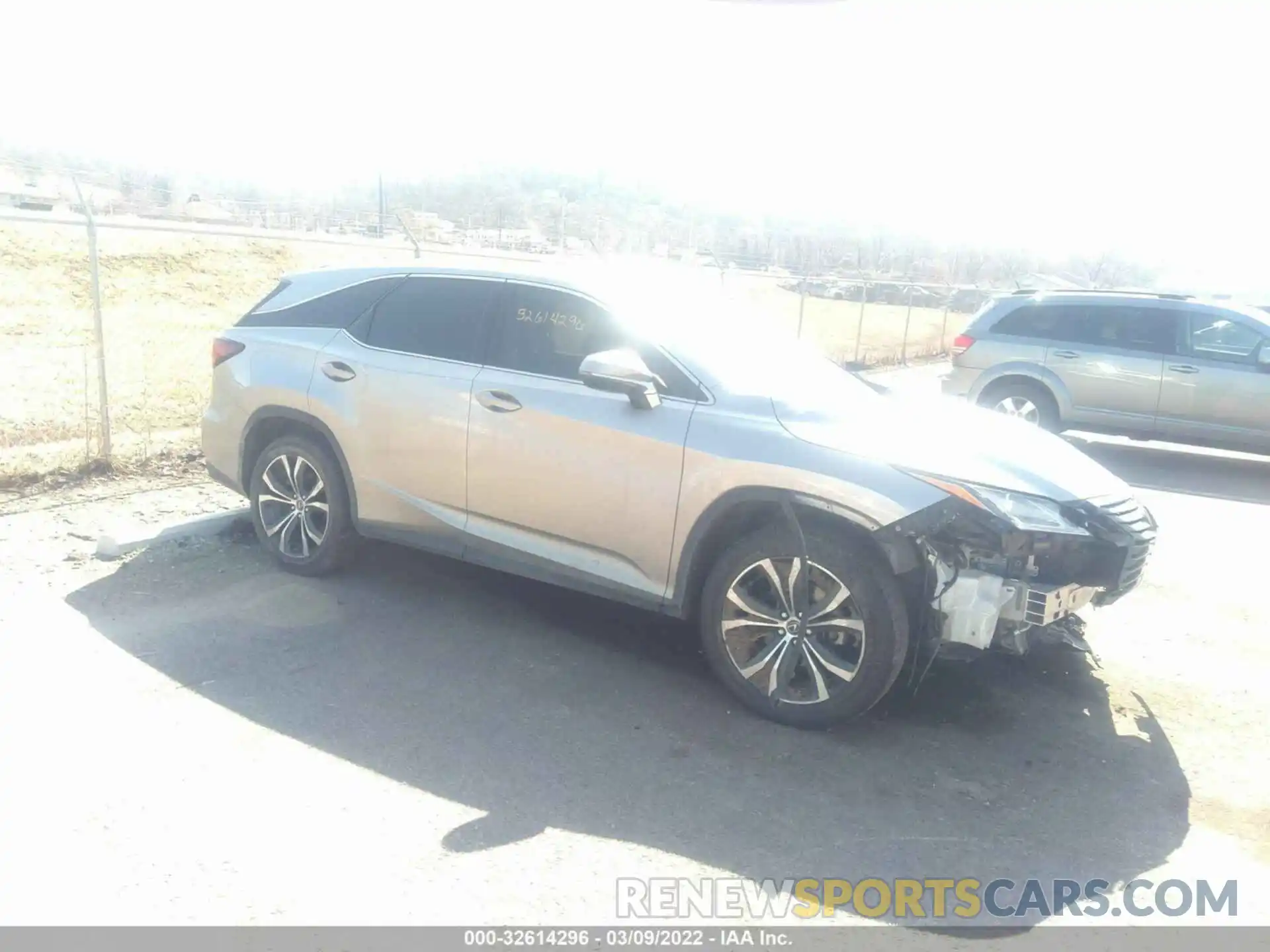 1 Фотография поврежденного автомобиля JTJGZKCA3K2009705 LEXUS RX 2019