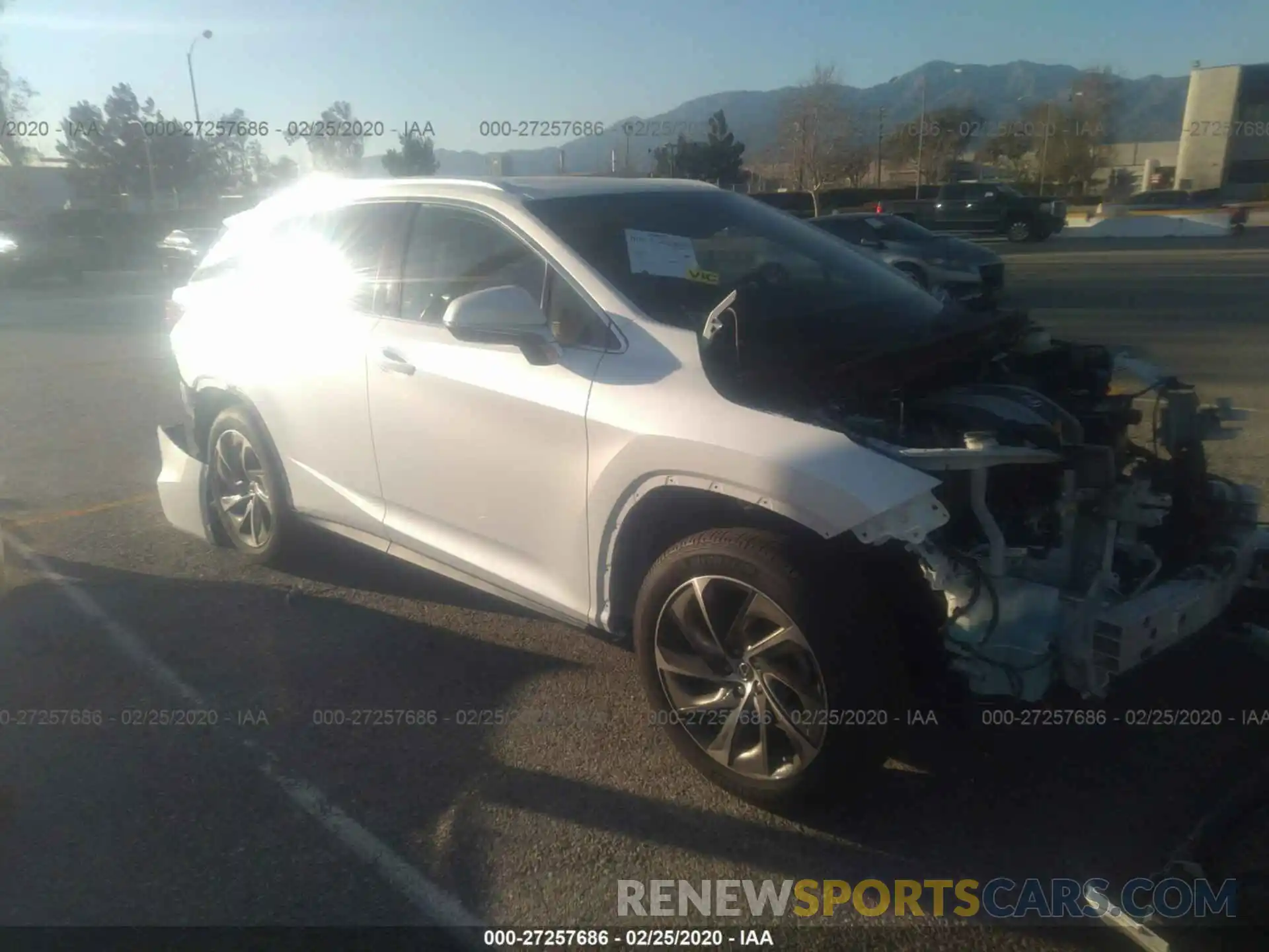 1 Photograph of a damaged car JTJGZKCA3K2009736 LEXUS RX 2019