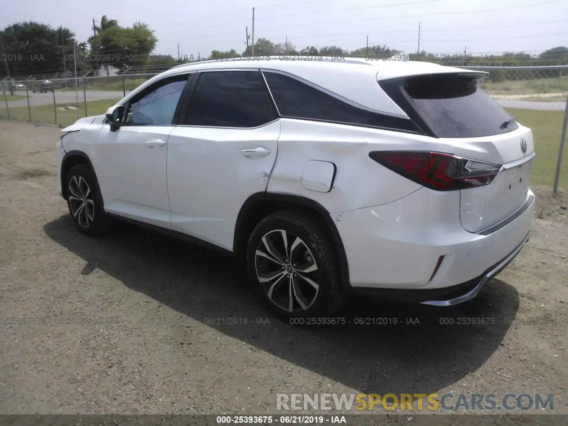 3 Photograph of a damaged car JTJGZKCA8K2012356 LEXUS RX 2019